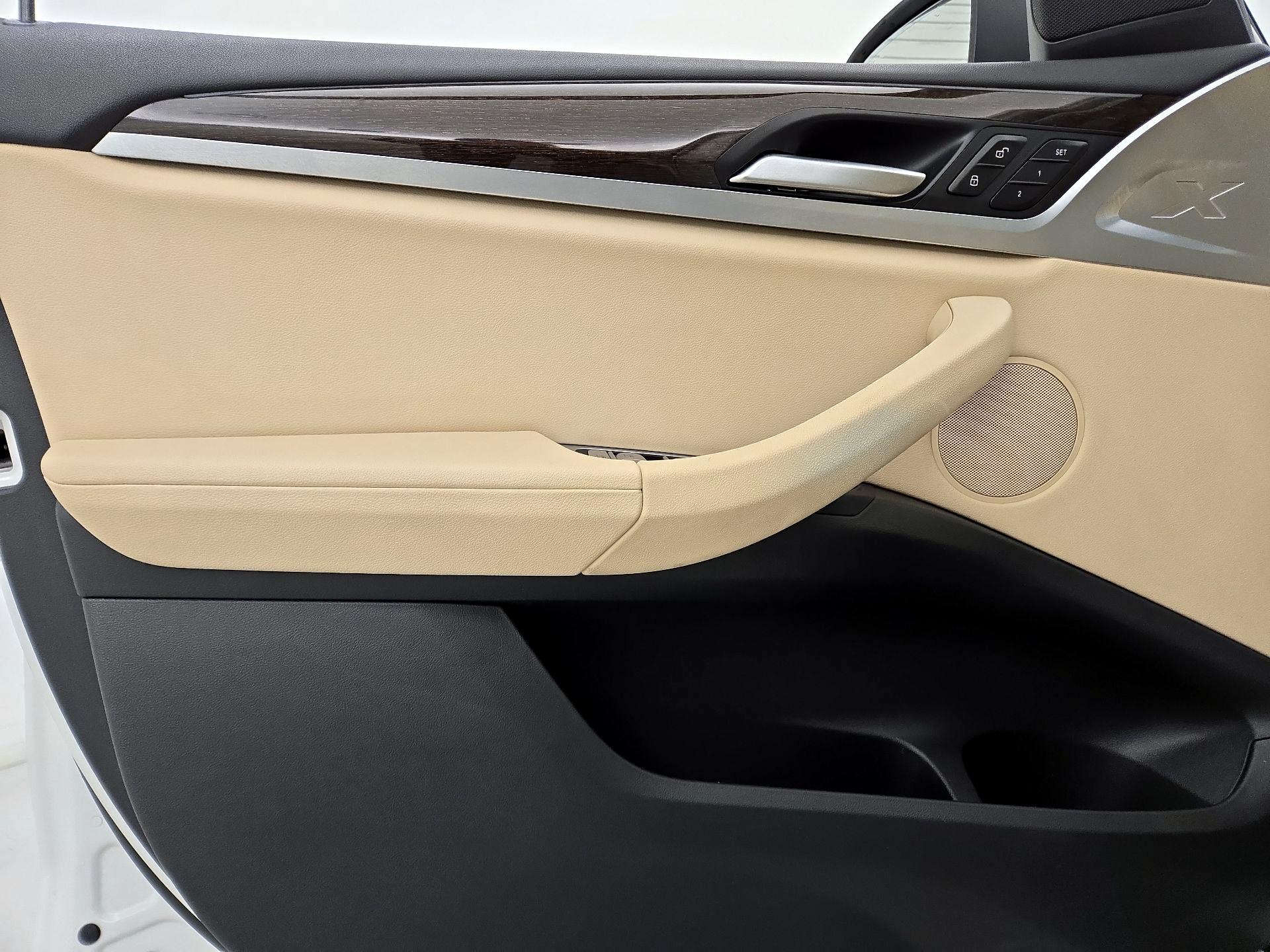 Thumbnail: 2022 BMW X3 - 12