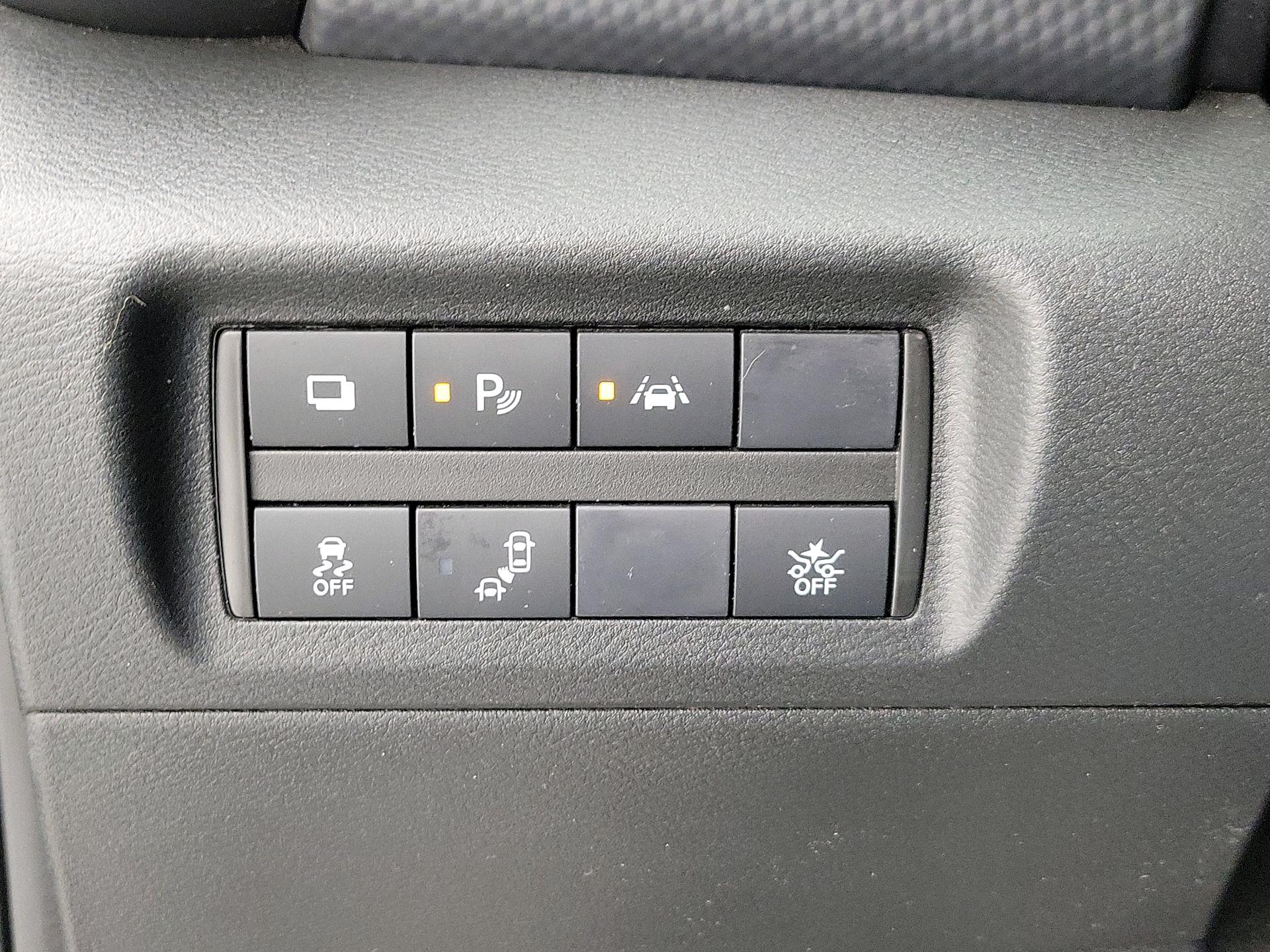 Thumbnail: 2023 Nissan Kicks - 13