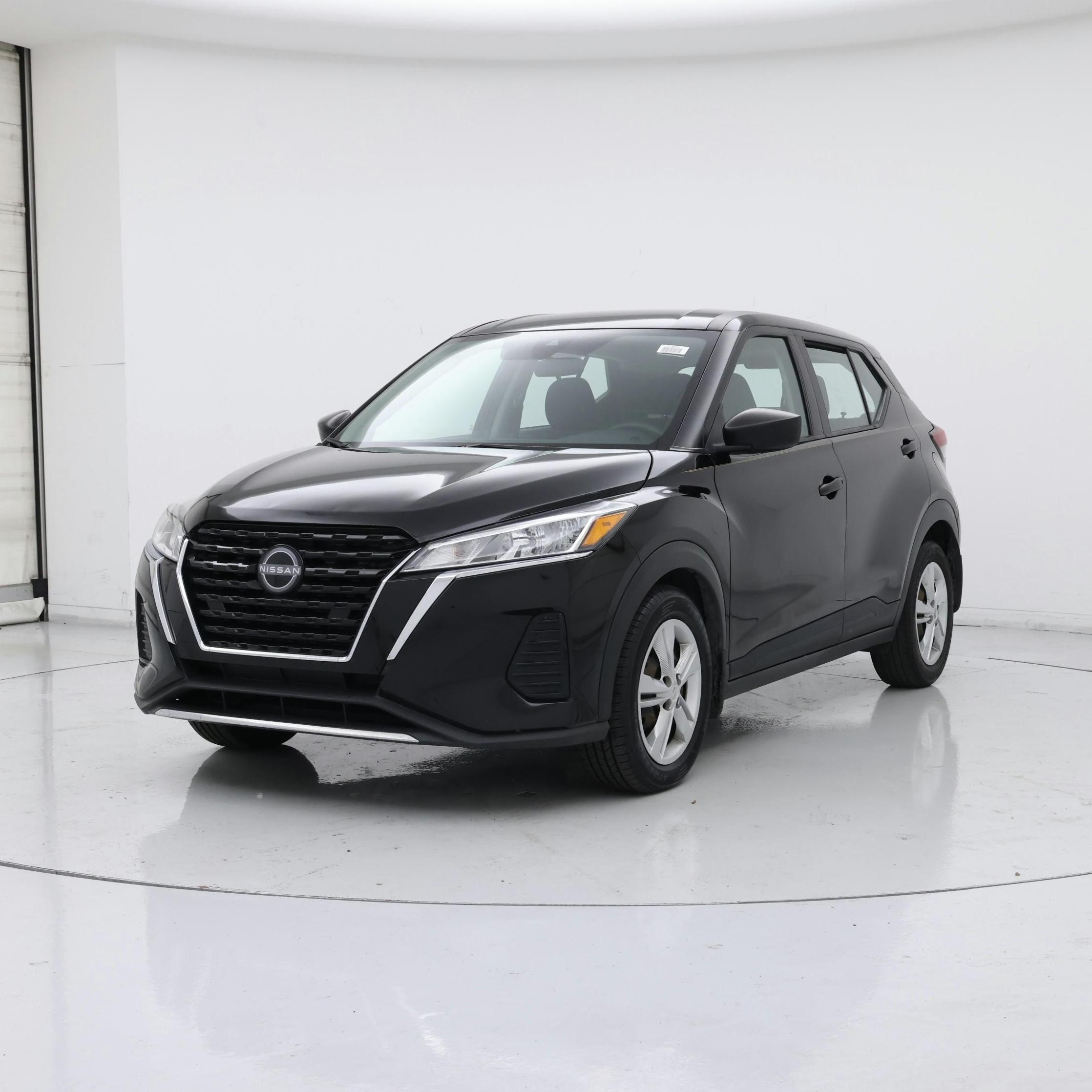 Thumbnail: 2023 Nissan Kicks - 4