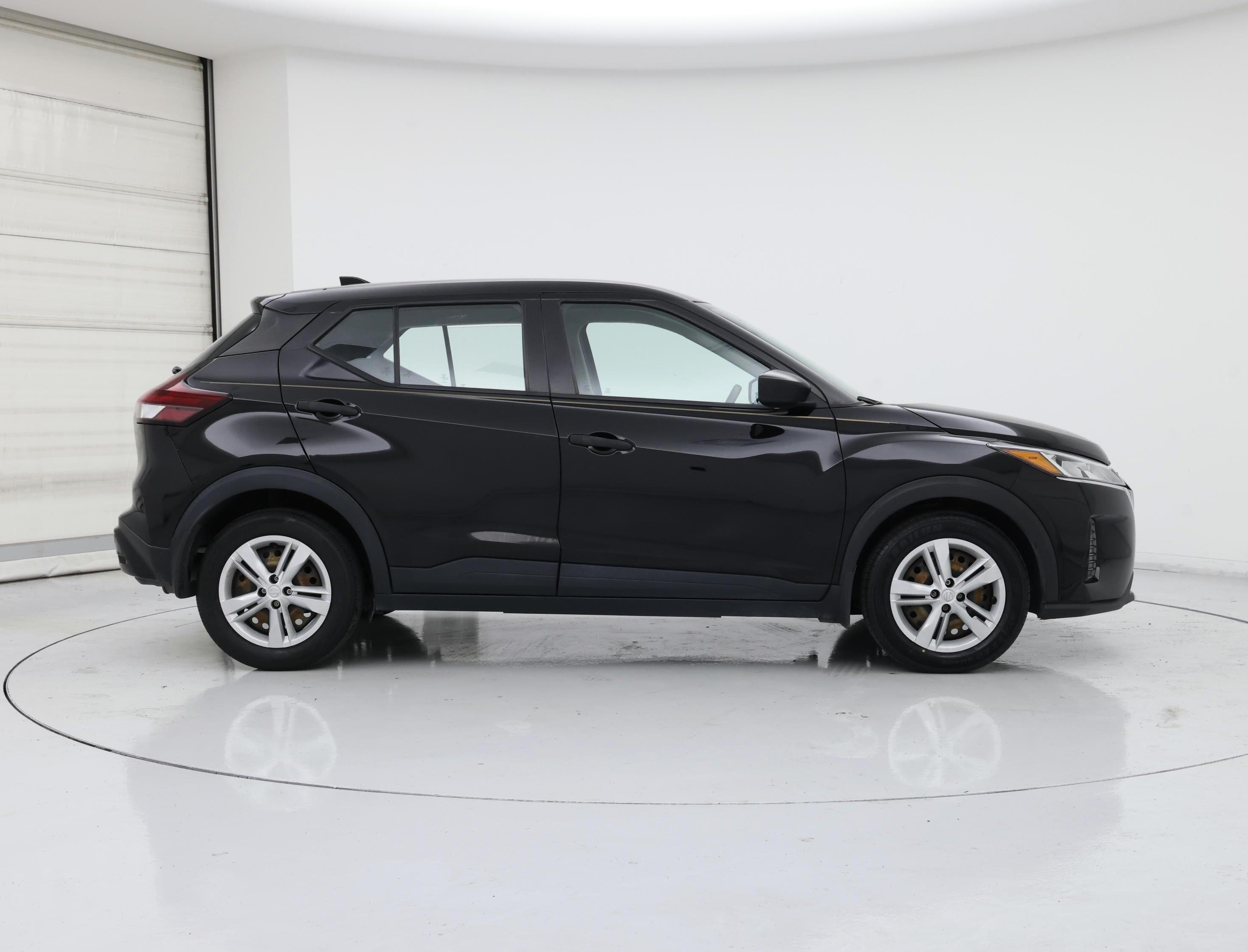 Thumbnail: 2023 Nissan Kicks - 7