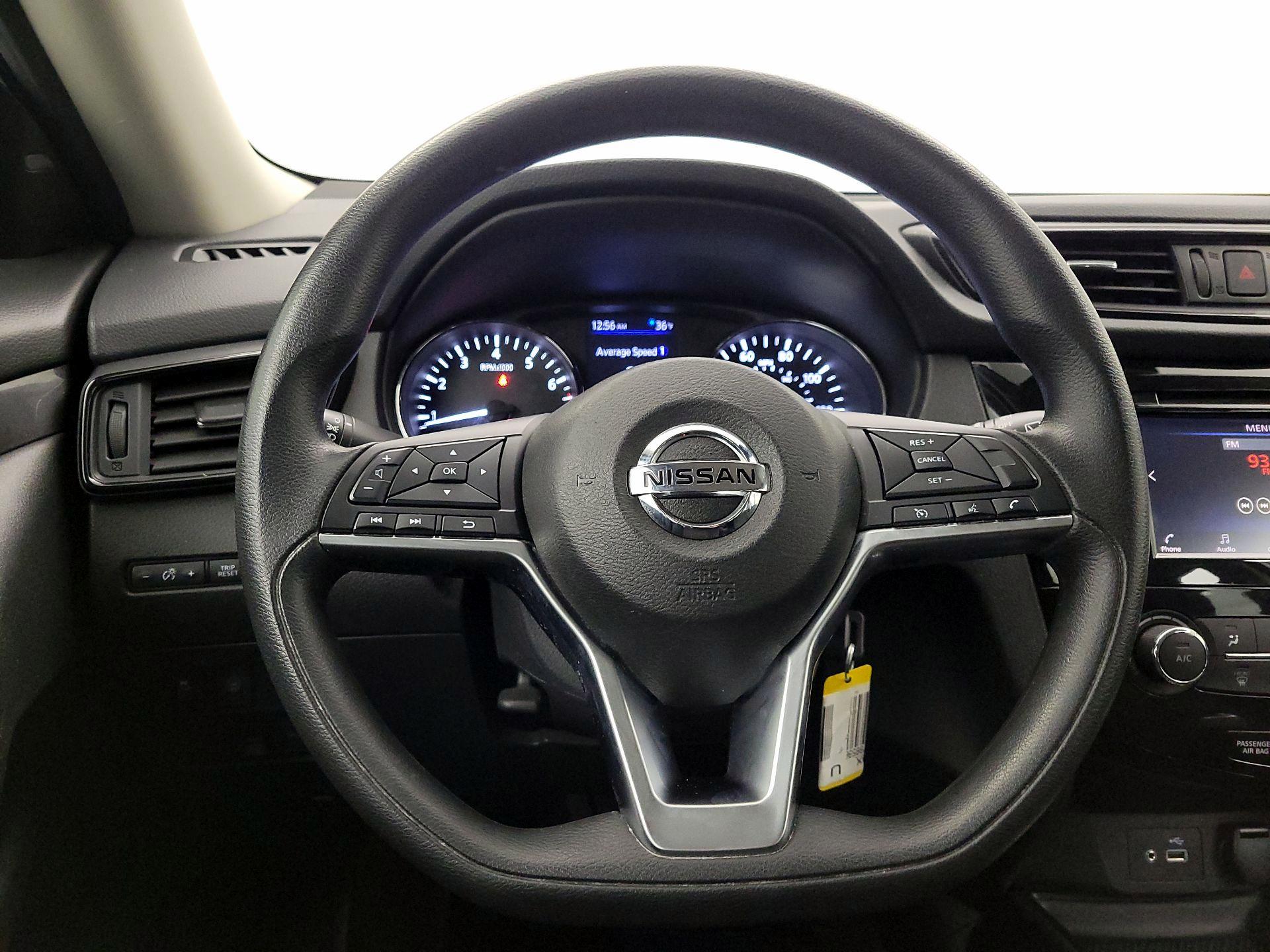 Thumbnail: 2020 Nissan Rogue - 10