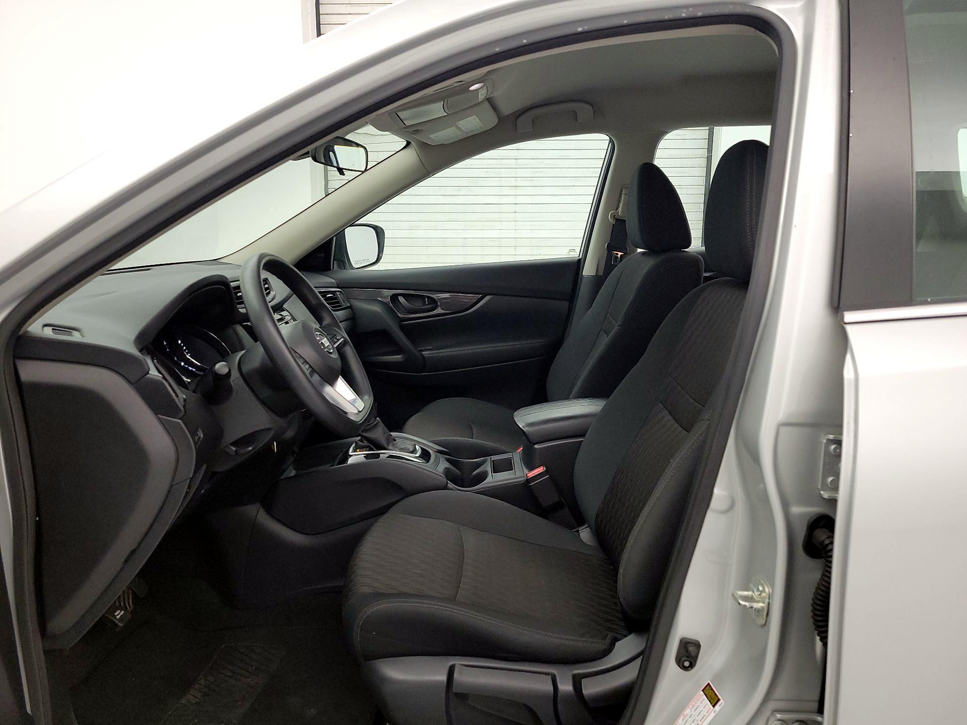 Thumbnail: 2020 Nissan Rogue - 11