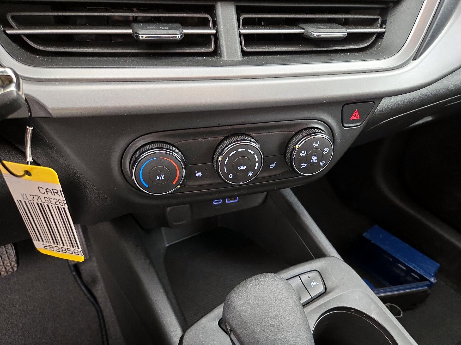 Thumbnail: 2024 Chevrolet Trax - 16