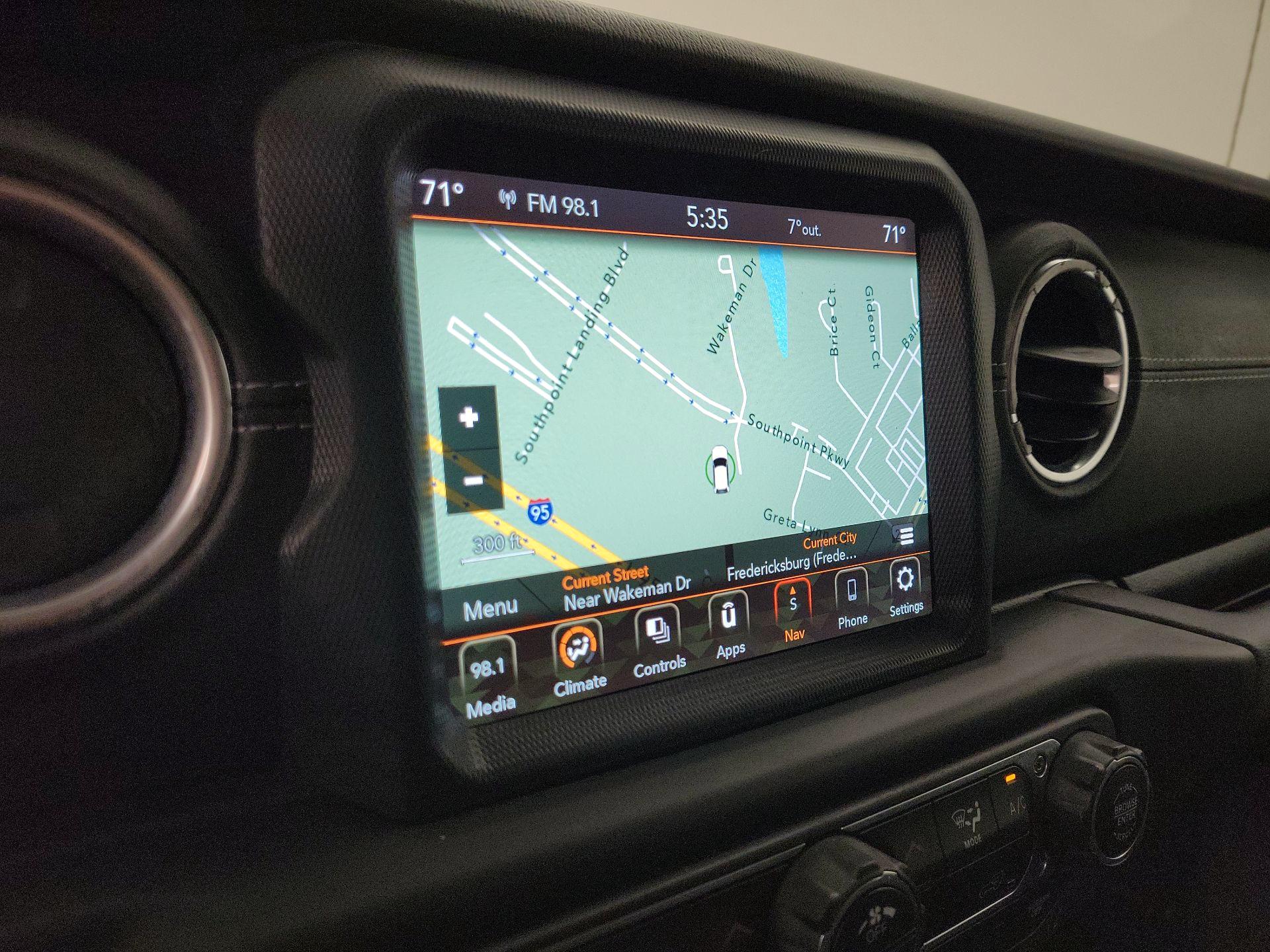 Thumbnail: 2021 Jeep Gladiator - 14