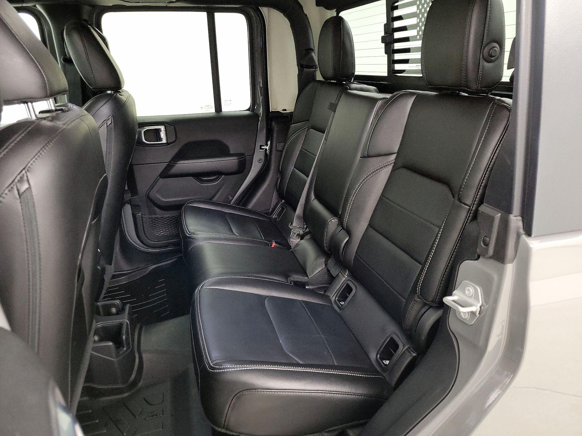 Thumbnail: 2021 Jeep Gladiator - 20