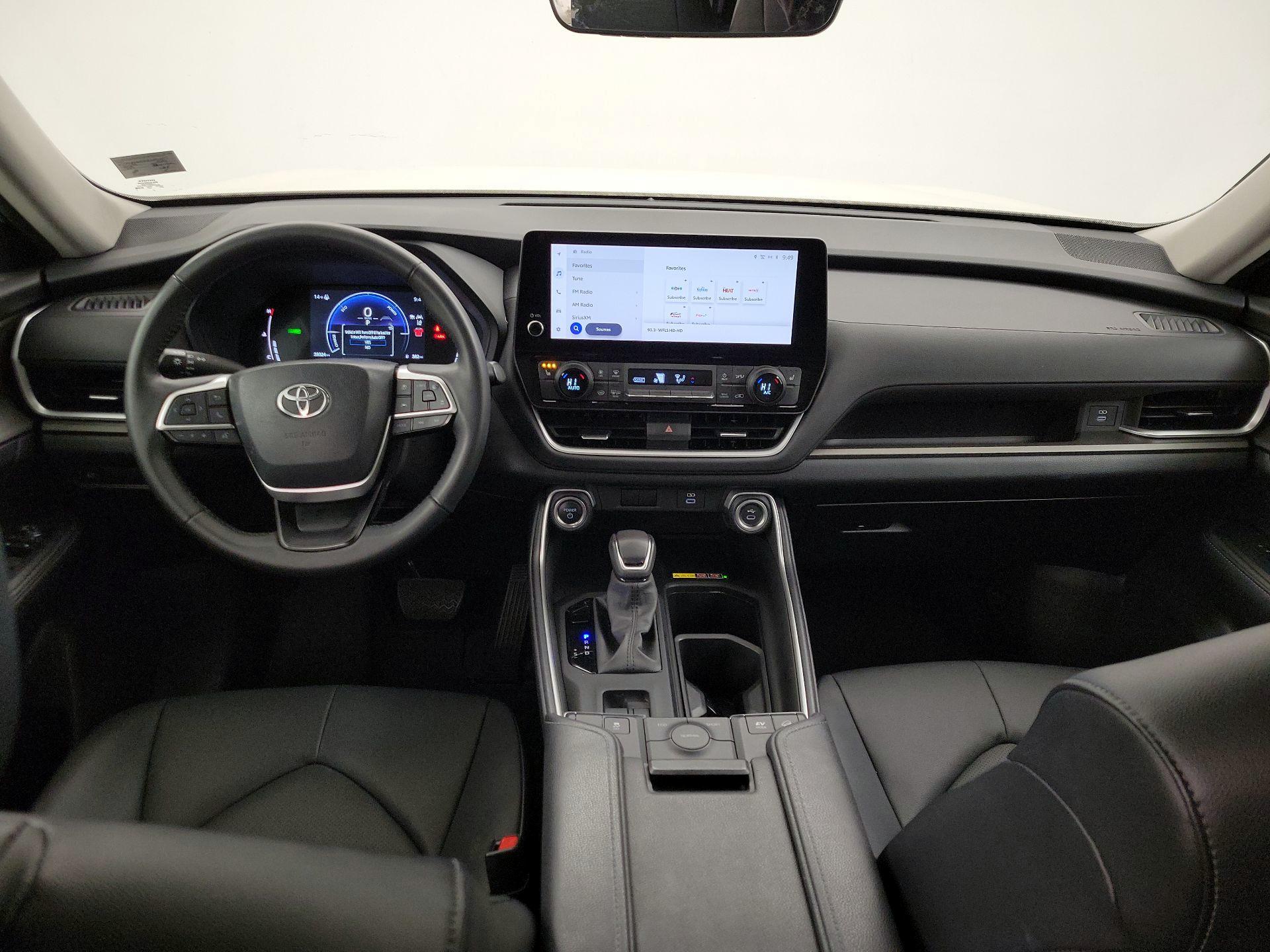 Thumbnail: 2024 Toyota Highlander - 9