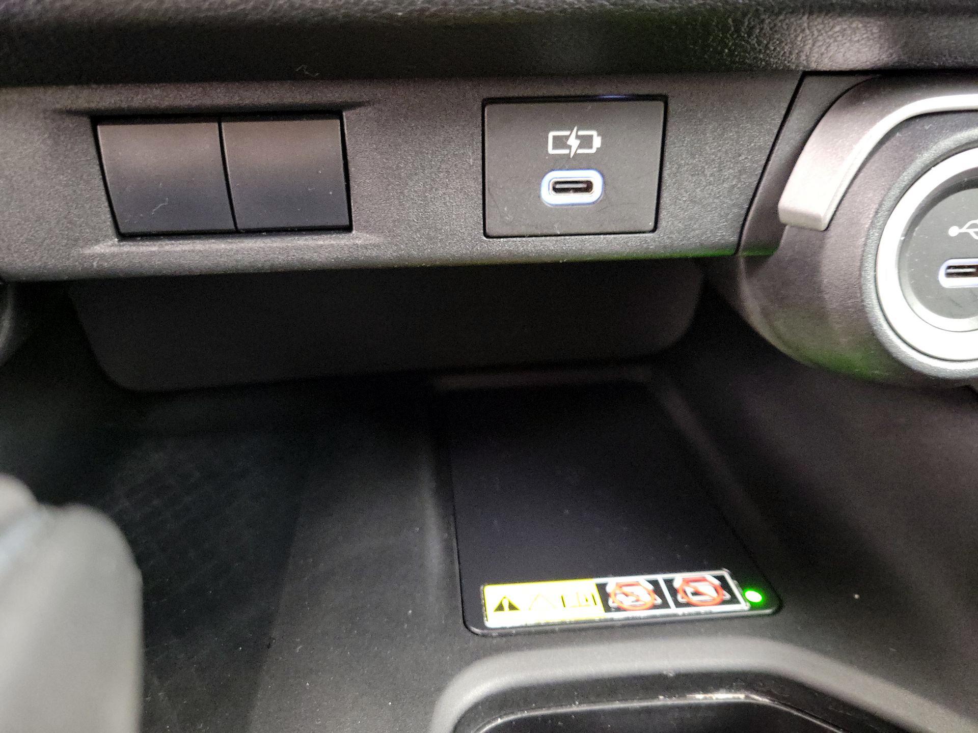 Thumbnail: 2024 Toyota Highlander - 18