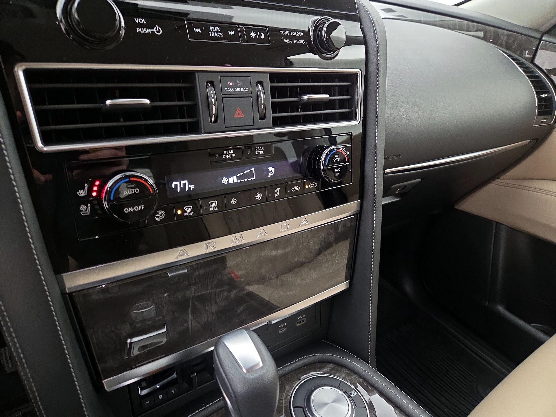 Thumbnail: 2021 Nissan Armada - 16