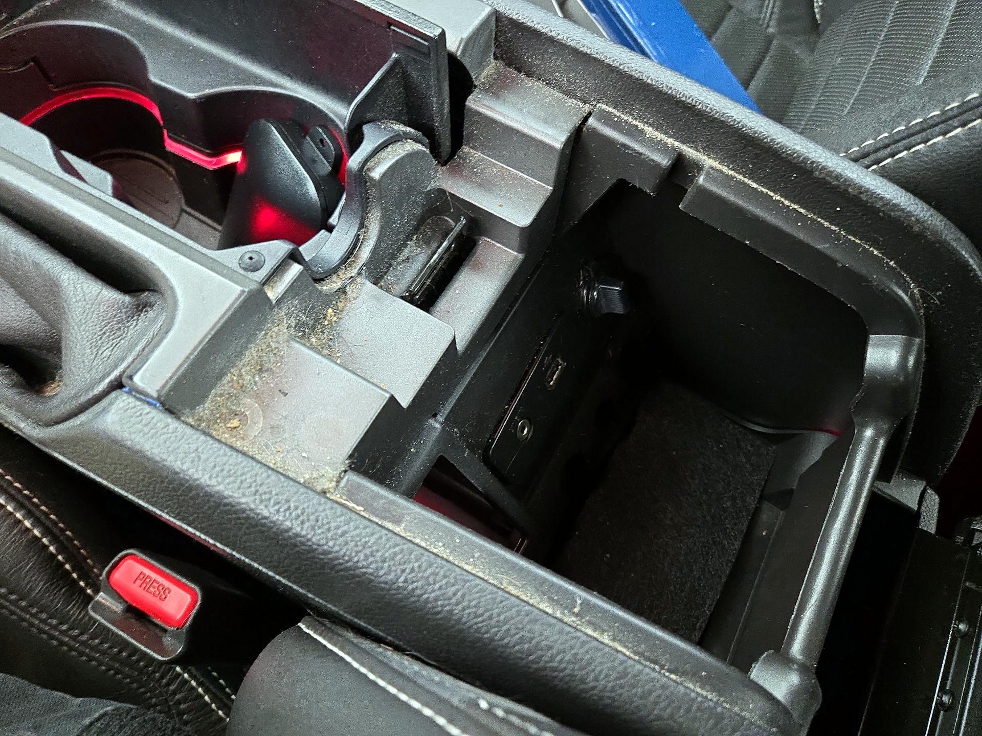 Thumbnail: 2014 Ford Mustang - 17