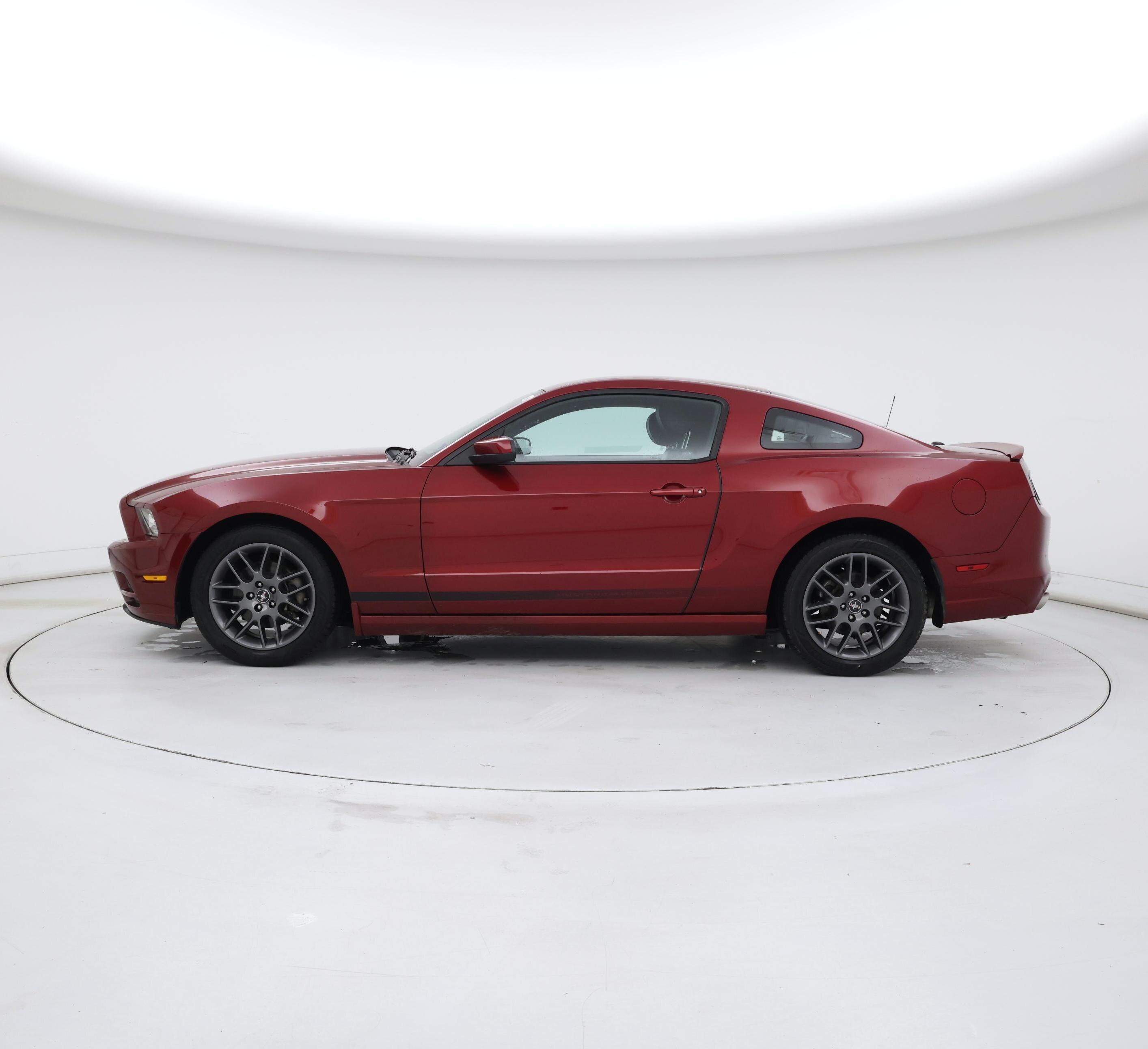 Thumbnail: 2014 Ford Mustang - 3