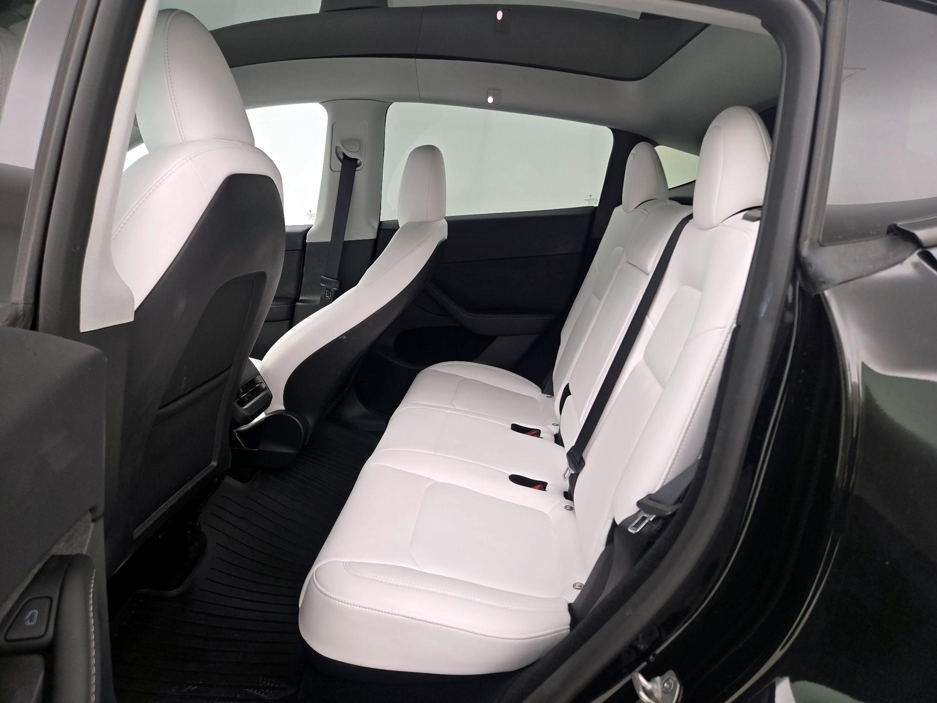 Thumbnail: 2023 Tesla Model Y - 20