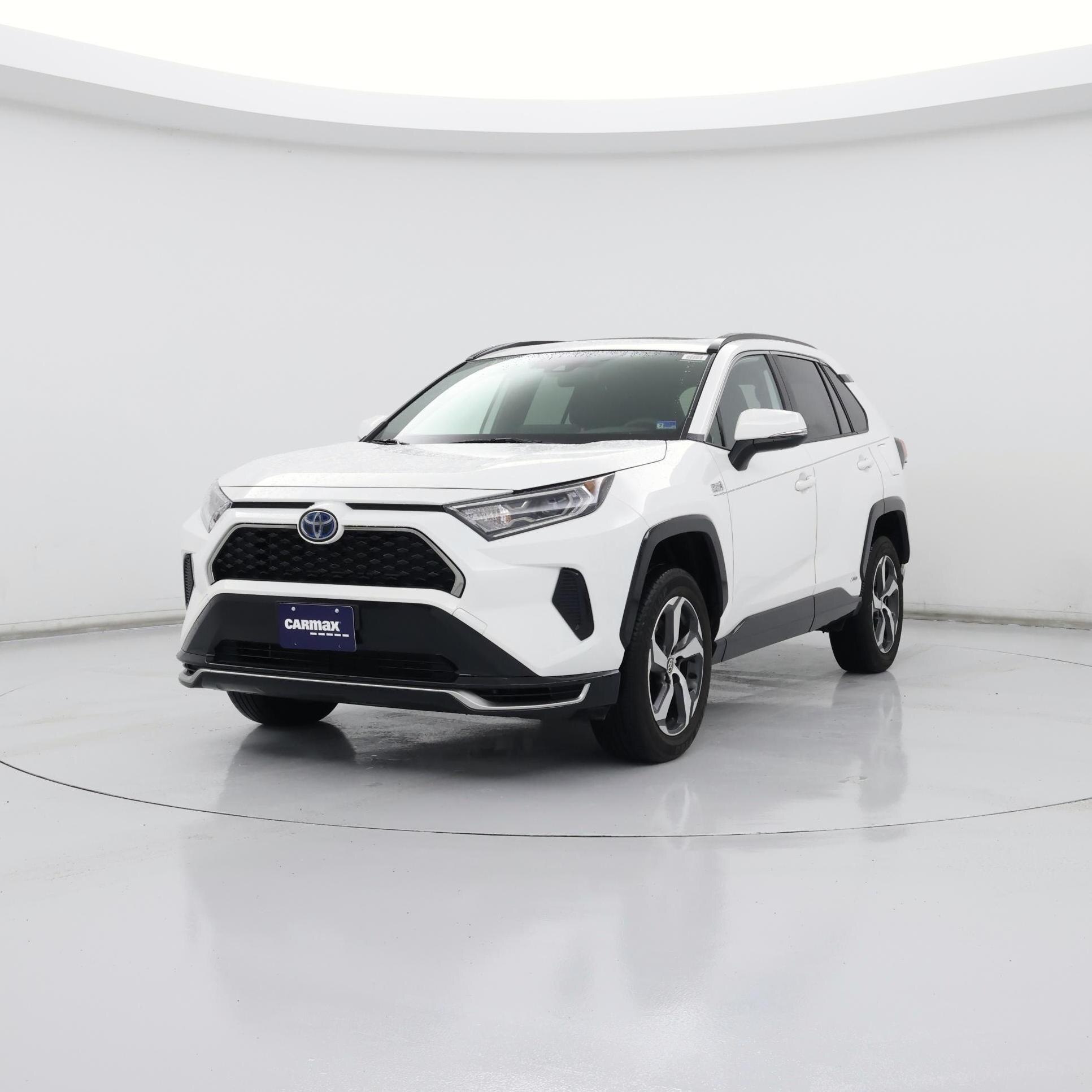 Thumbnail: 2021 Toyota RAV4 - 4