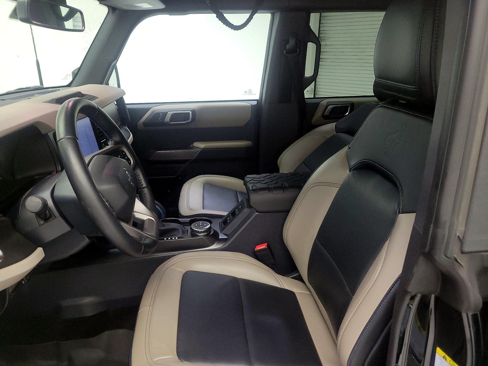 Thumbnail: 2023 Ford Bronco - 9