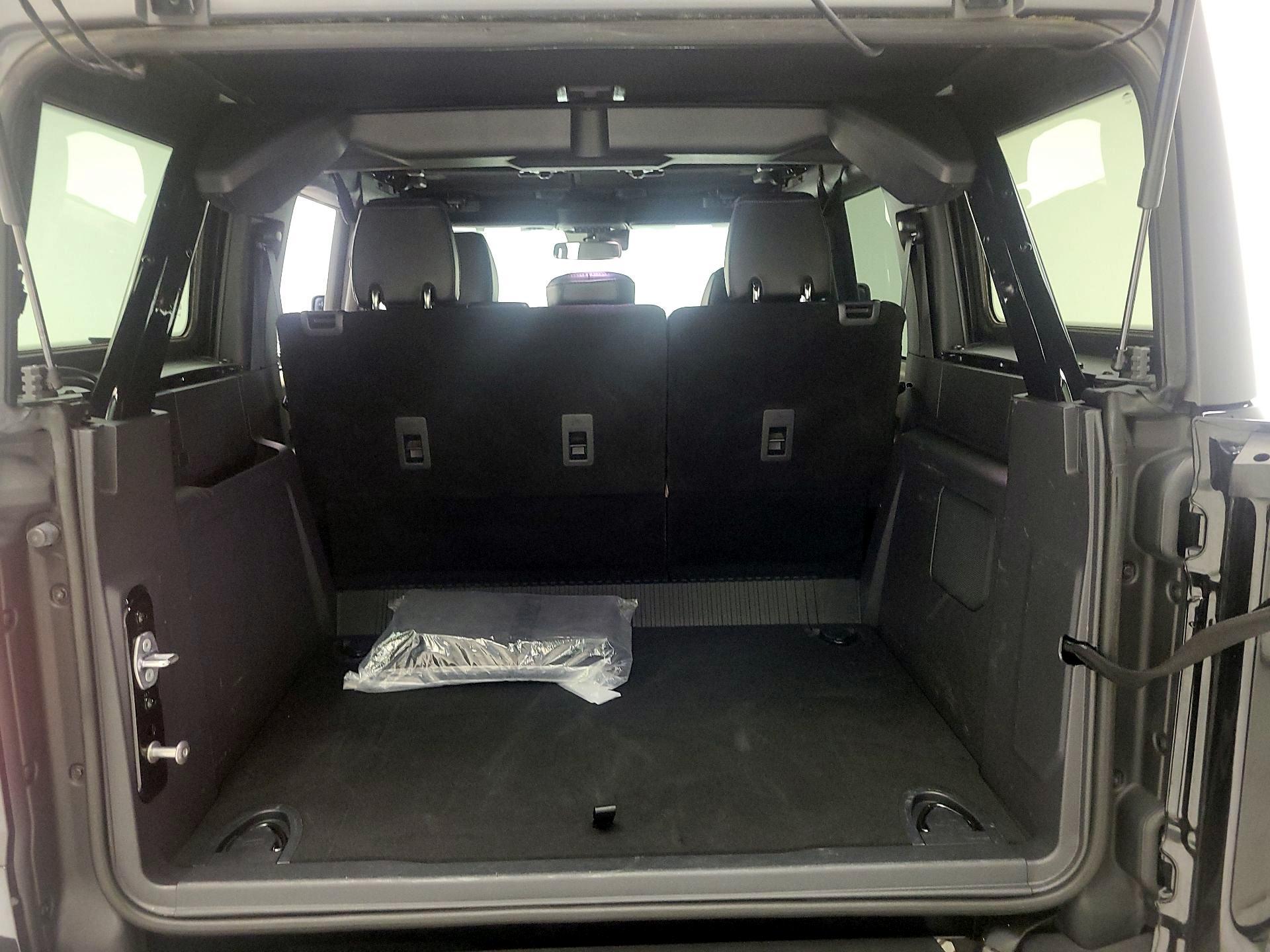 Thumbnail: 2023 Ford Bronco - 19