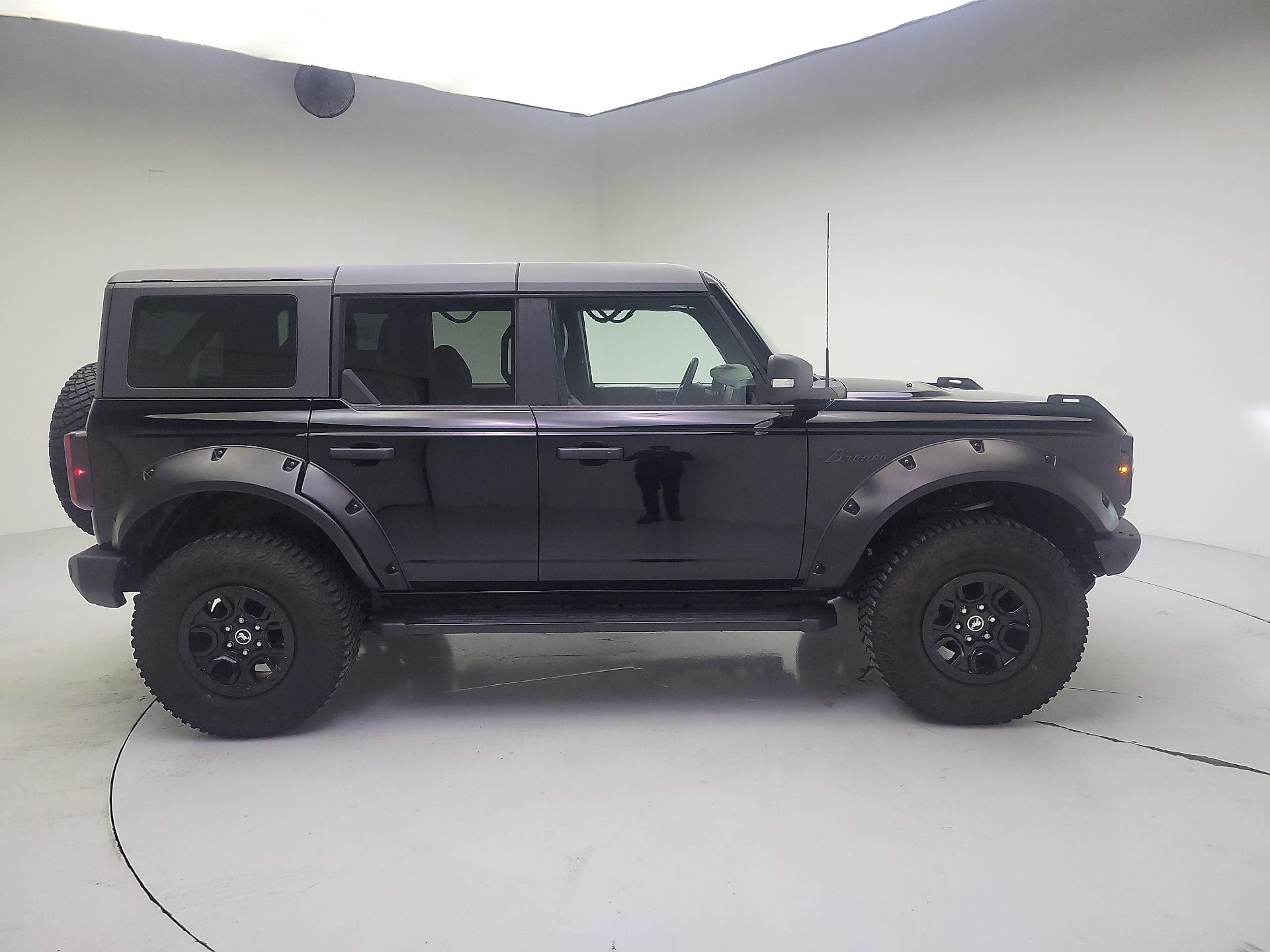 Thumbnail: 2023 Ford Bronco - 4