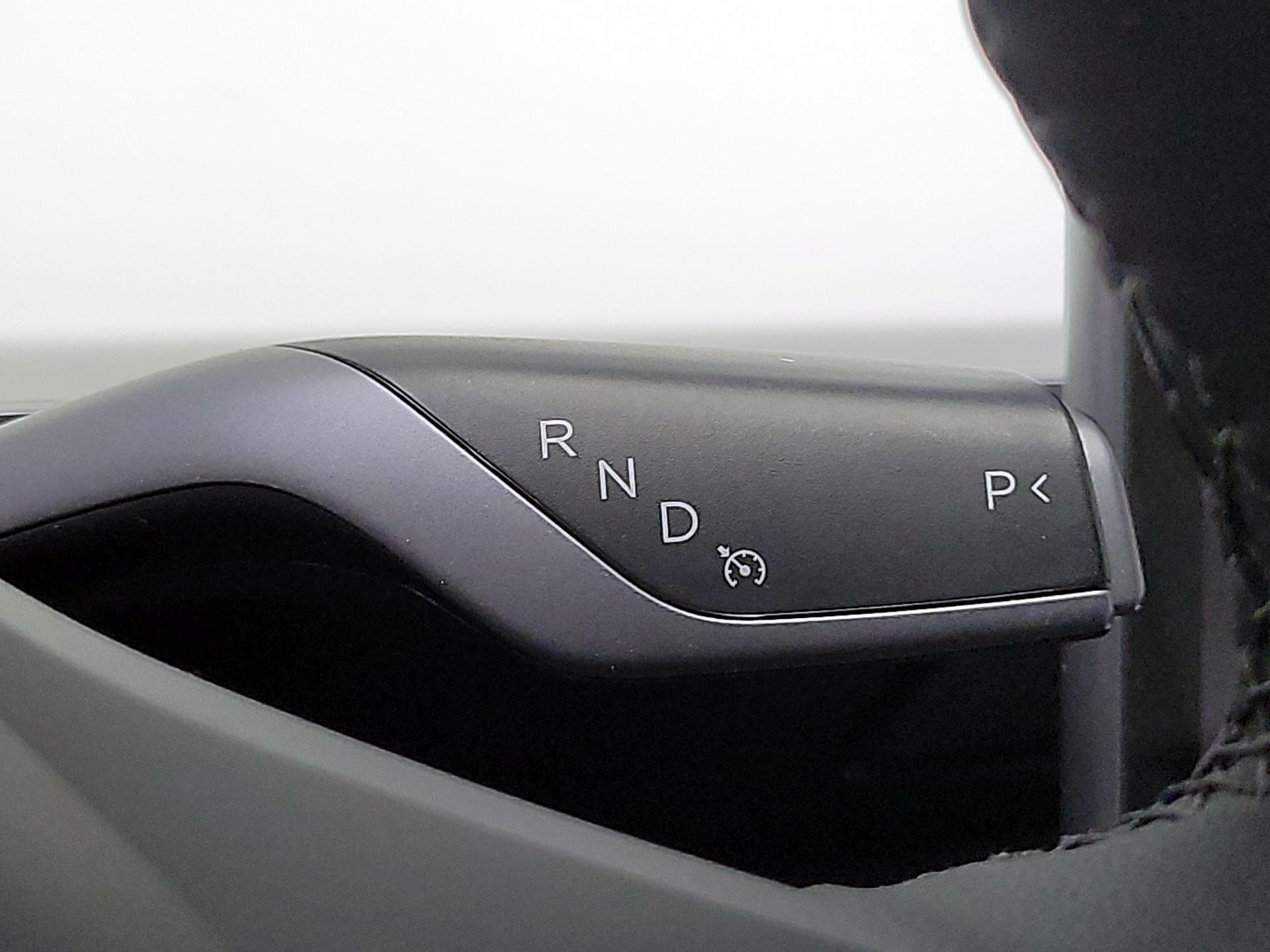 Thumbnail: 2023 Tesla Model 3 - 17