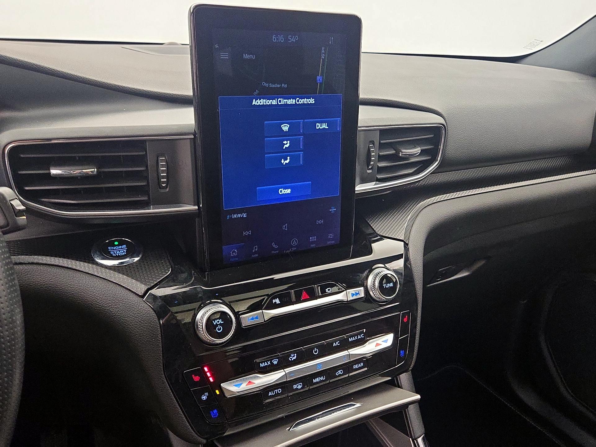 Thumbnail: 2021 Ford Explorer - 17