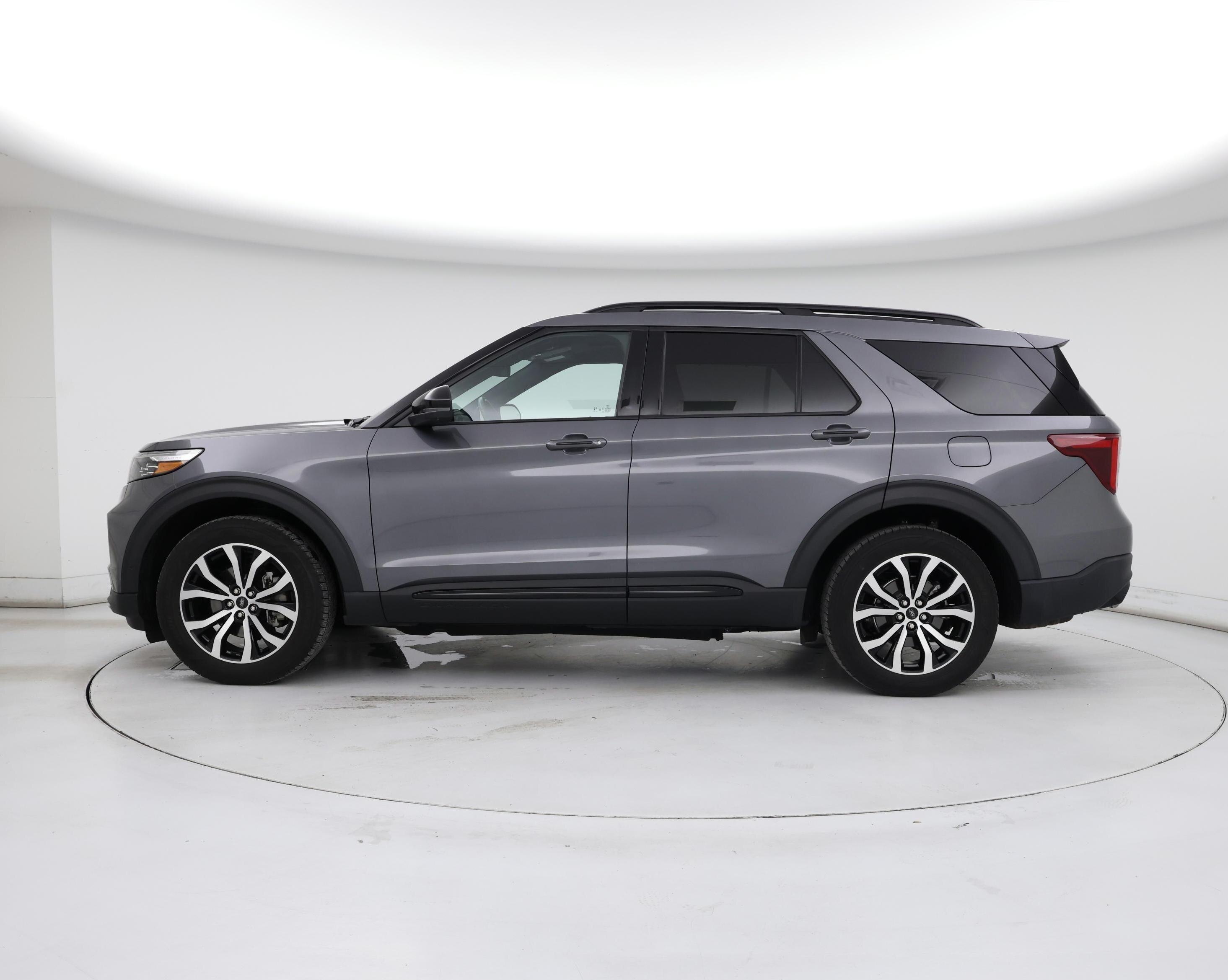 Thumbnail: 2021 Ford Explorer - 3