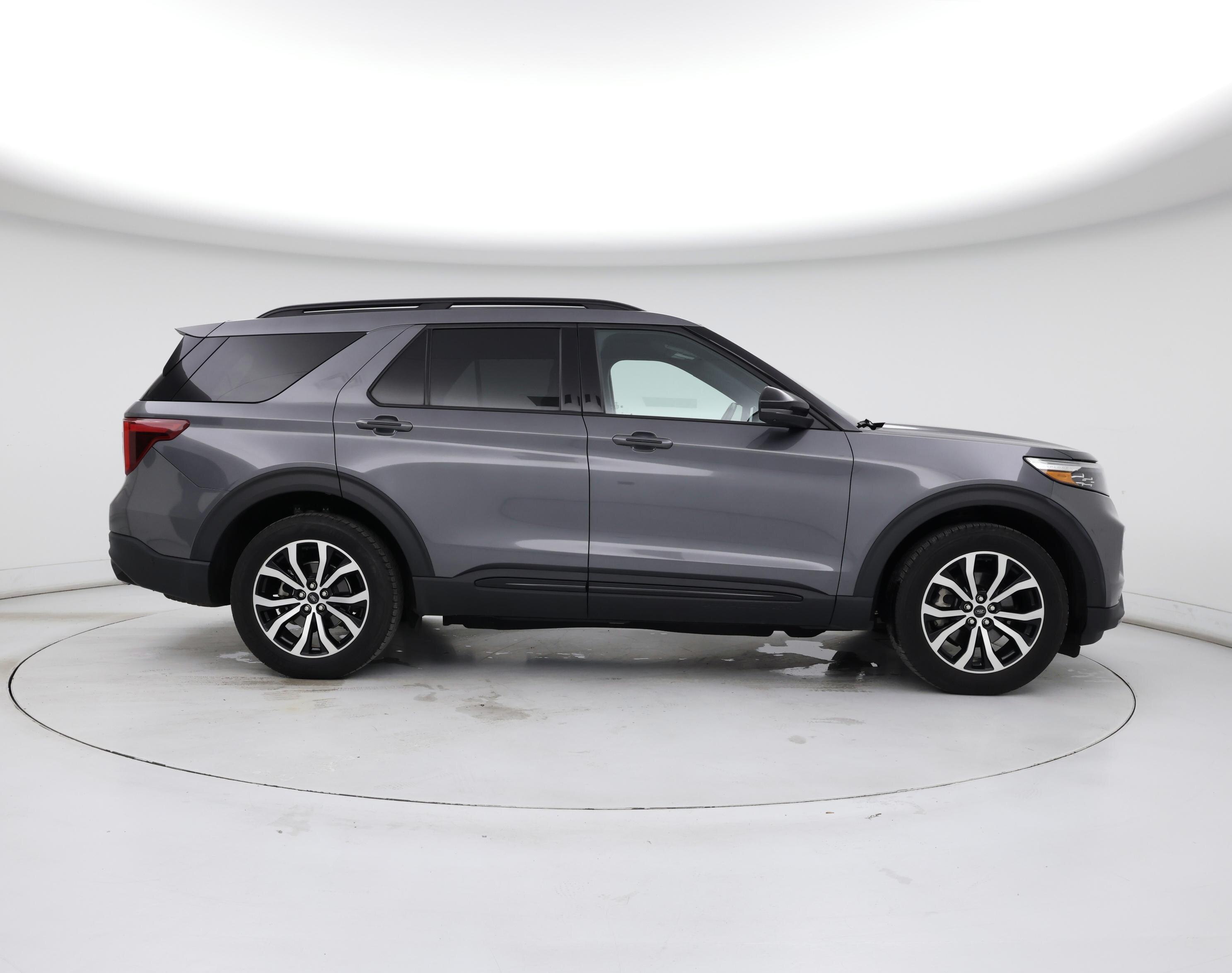 Thumbnail: 2021 Ford Explorer - 7