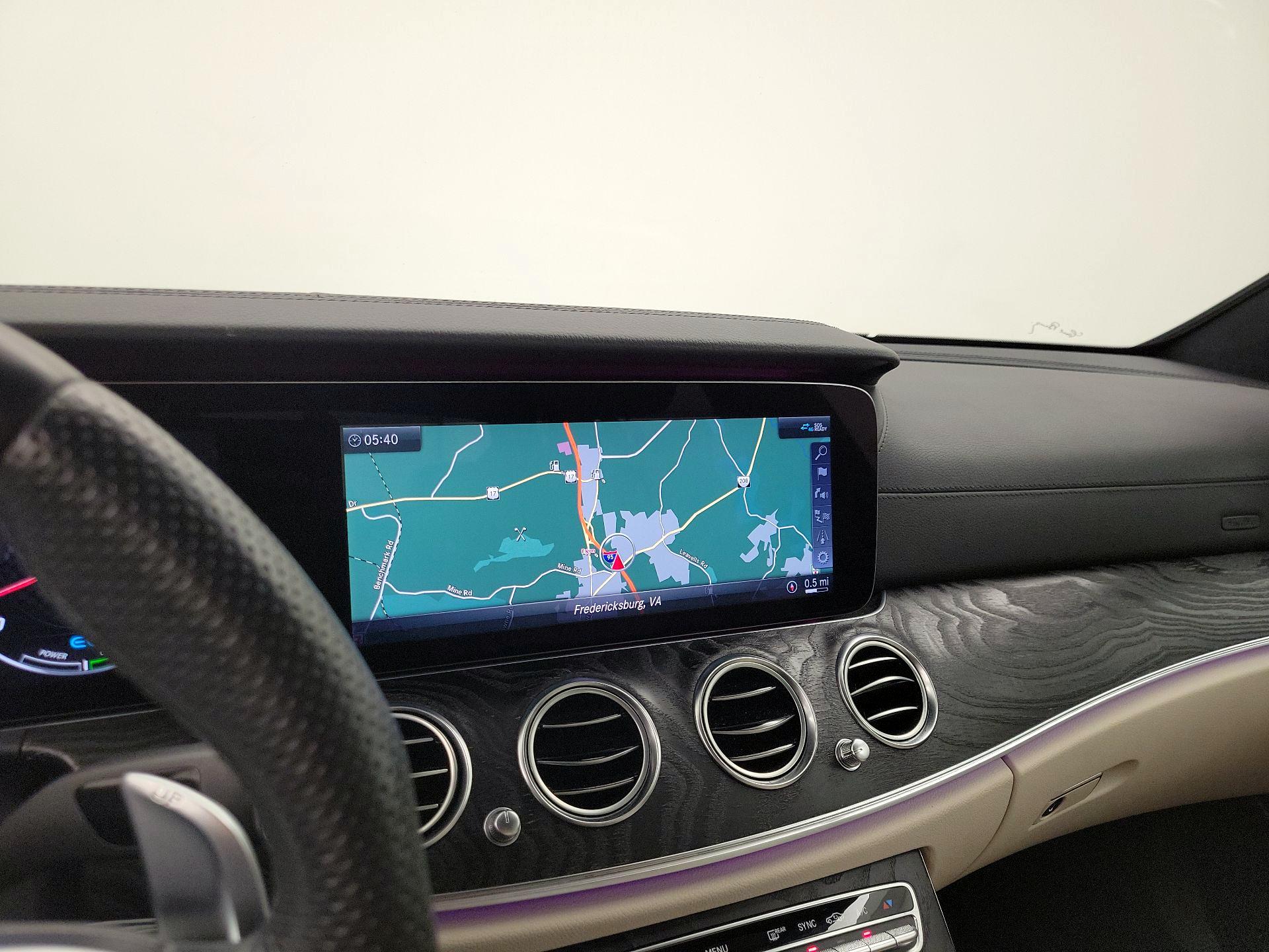 Thumbnail: 2020 Mercedes-Benz E-Class - 14