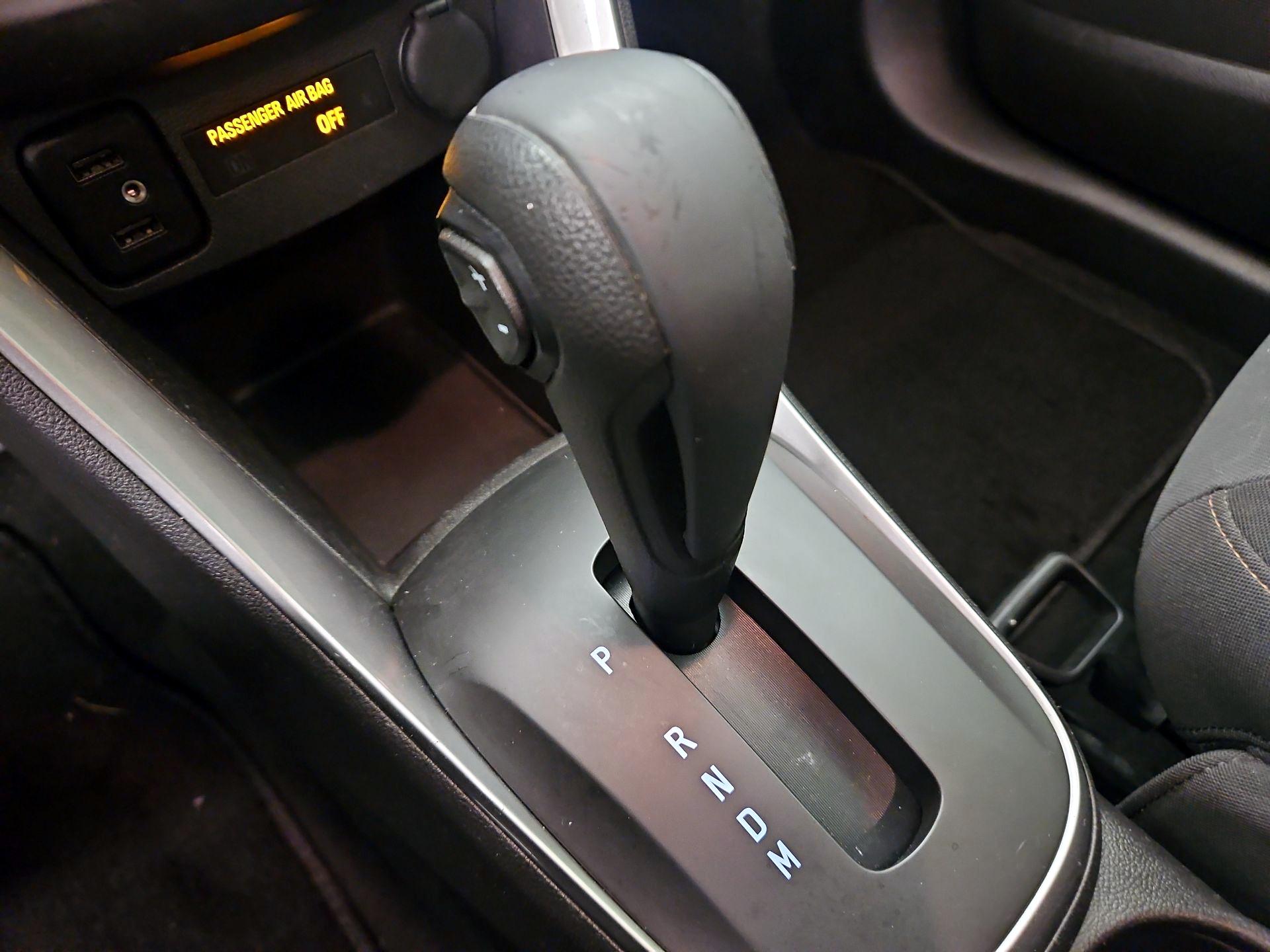 Thumbnail: 2018 Chevrolet Trax - 17