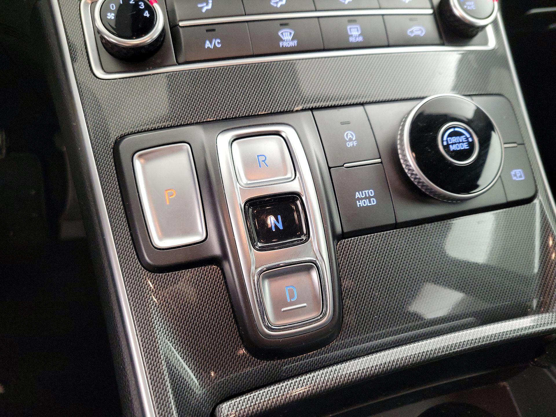 Thumbnail: 2021 Hyundai Santa Fe - 17