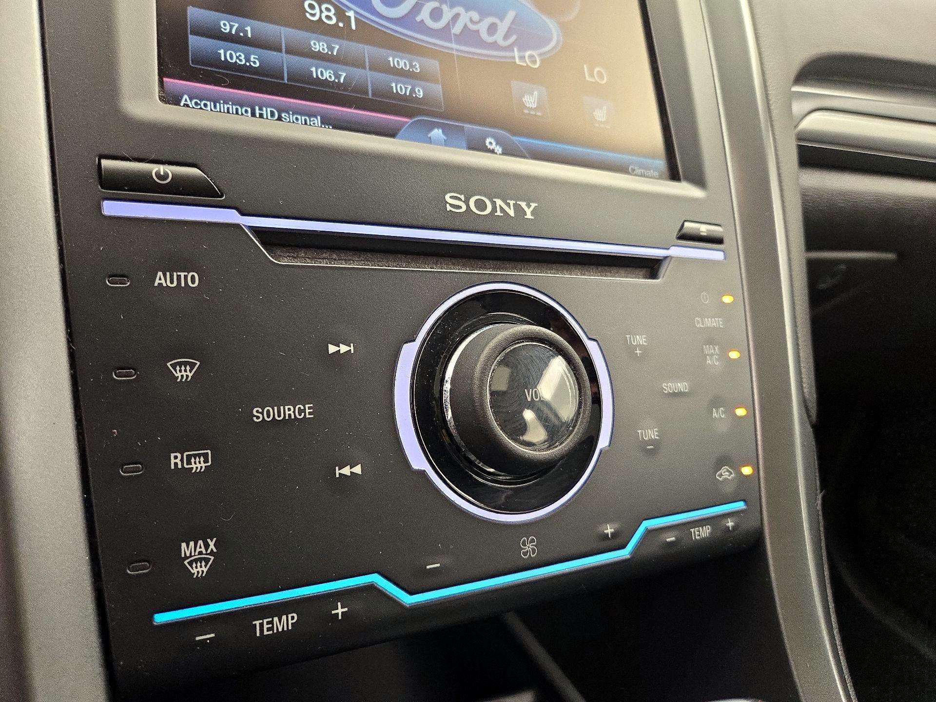 Thumbnail: 2014 Ford Fusion - 16