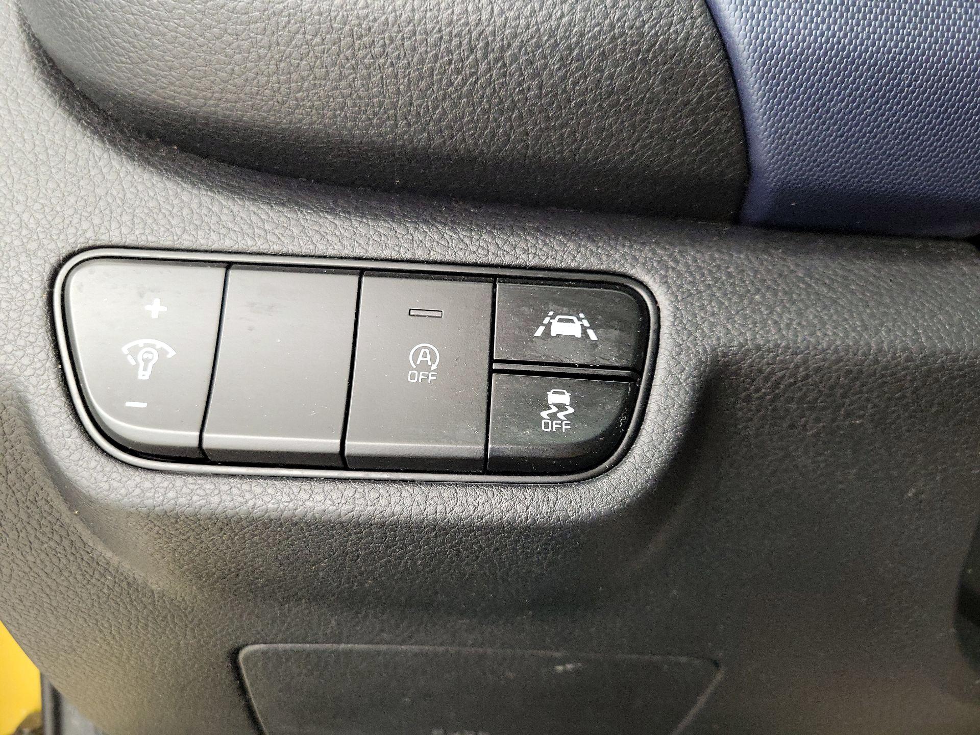 Thumbnail: 2021 Kia Seltos - 13