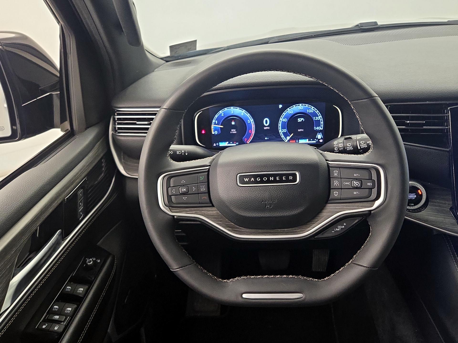 Thumbnail: 2024 Jeep Wagoneer - 10