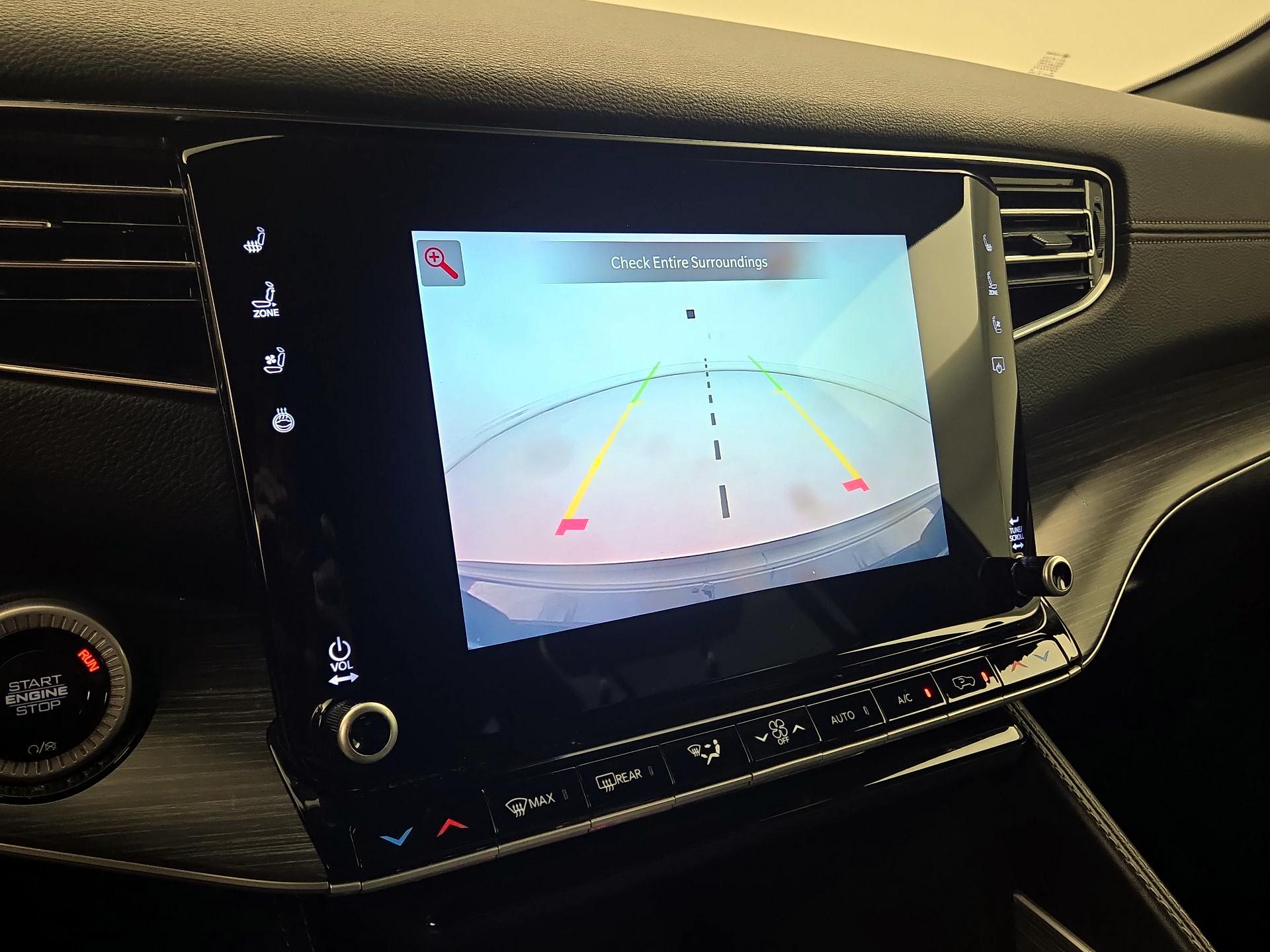 Thumbnail: 2024 Jeep Wagoneer - 15