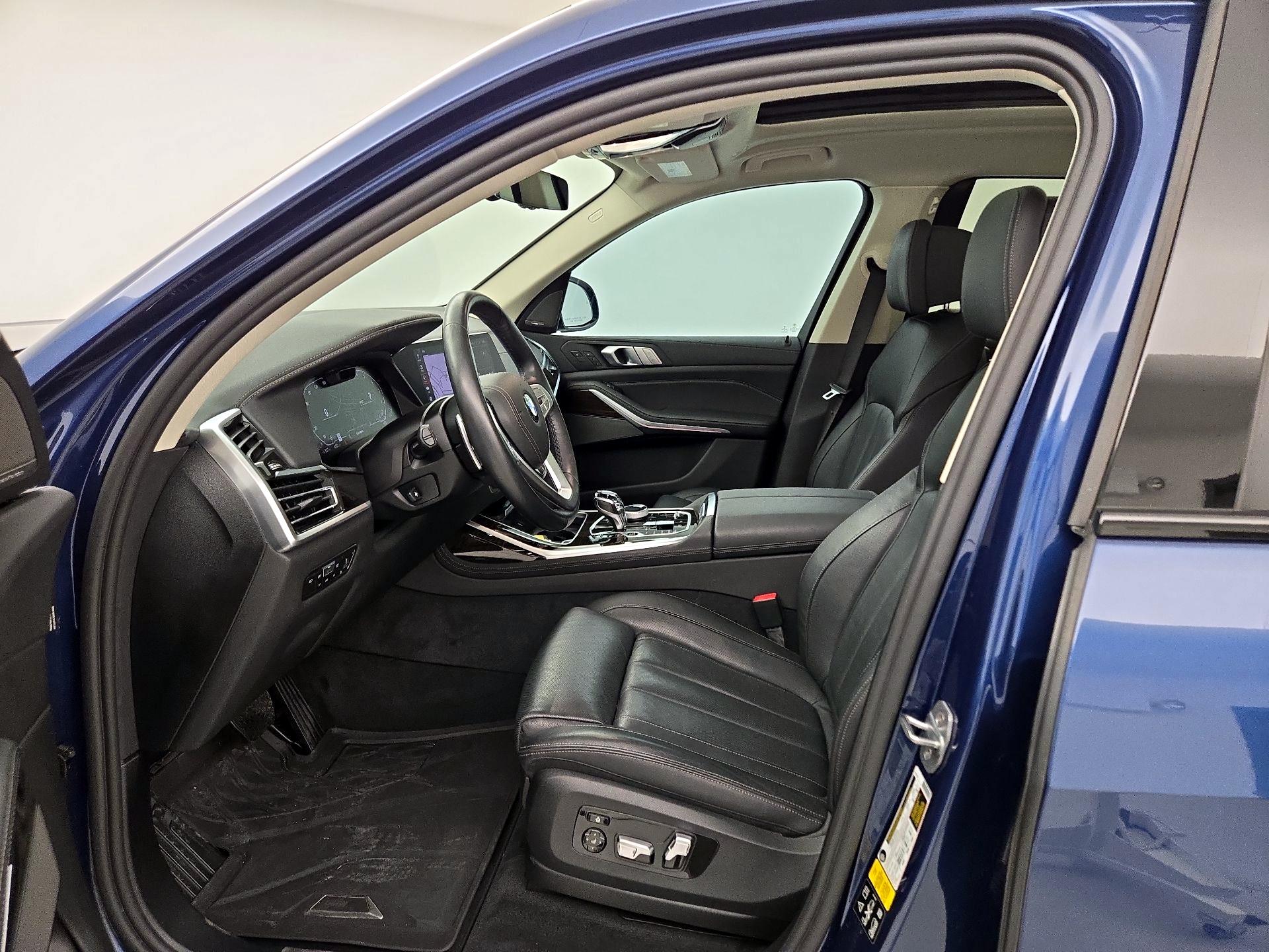 Thumbnail: 2020 BMW X7 - 11