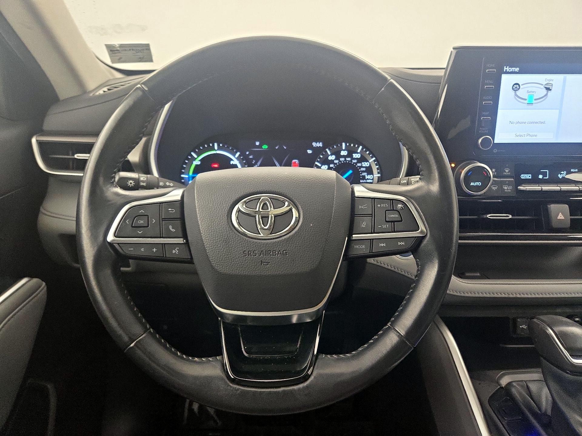 Thumbnail: 2021 Toyota Highlander - 10