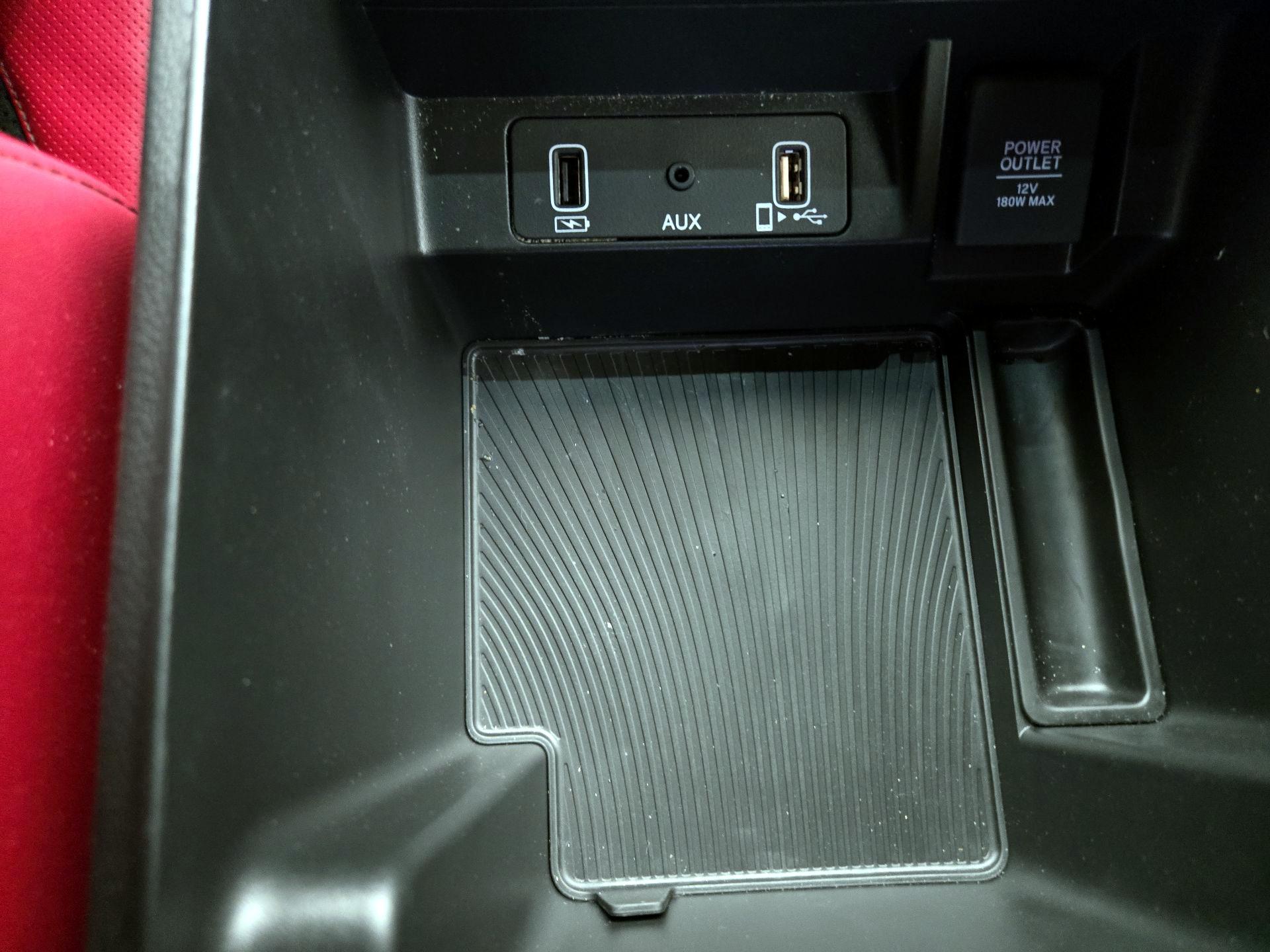 Thumbnail: 2022 Acura TLX - 19