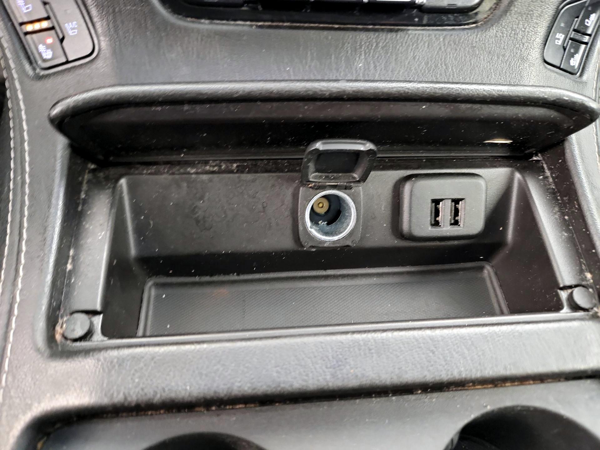 Thumbnail: 2015 Chevrolet Tahoe - 18