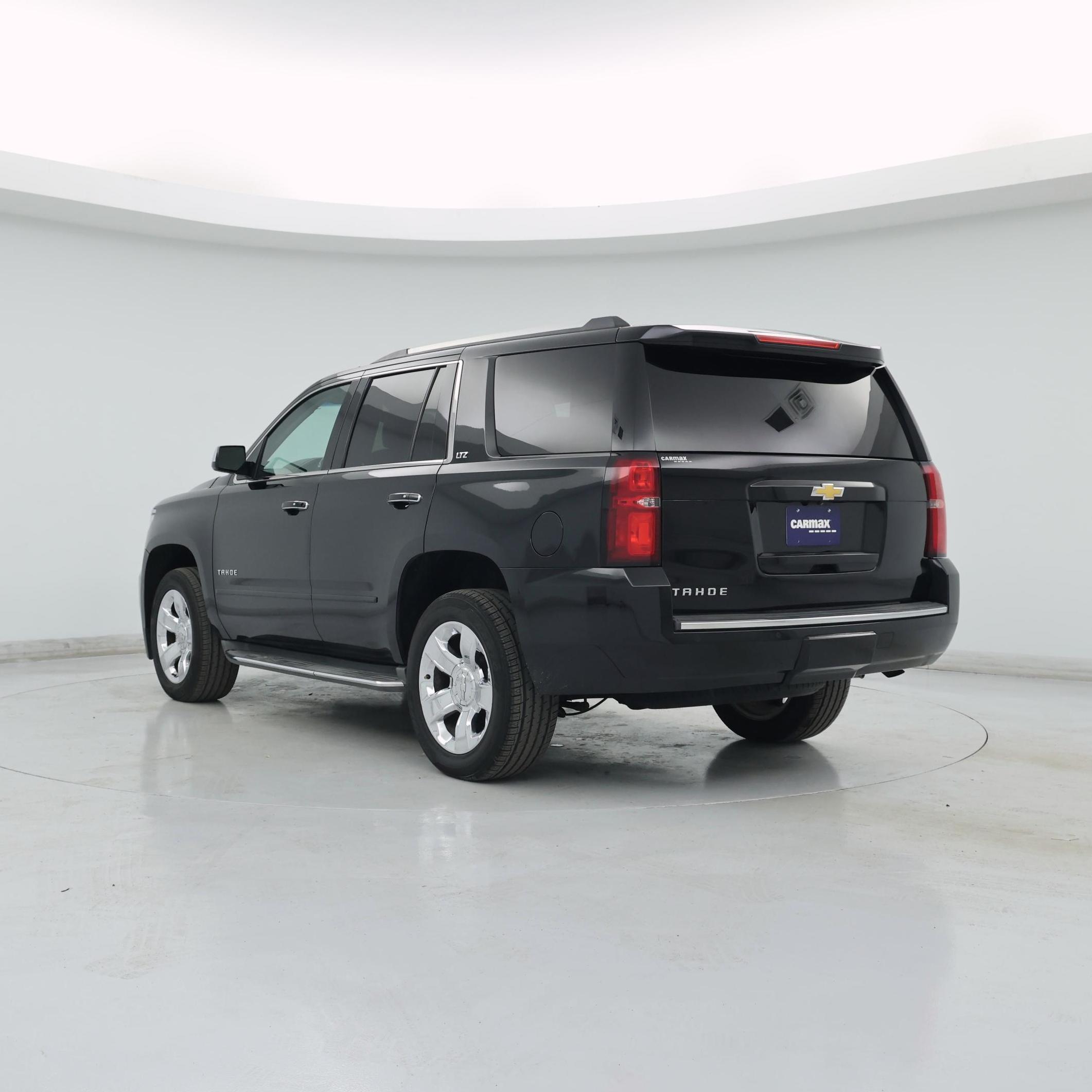 Thumbnail: 2015 Chevrolet Tahoe - 2