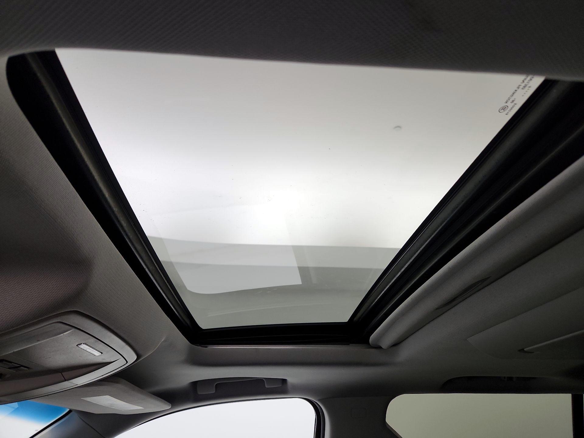 Thumbnail: 2015 Chevrolet Tahoe - 19