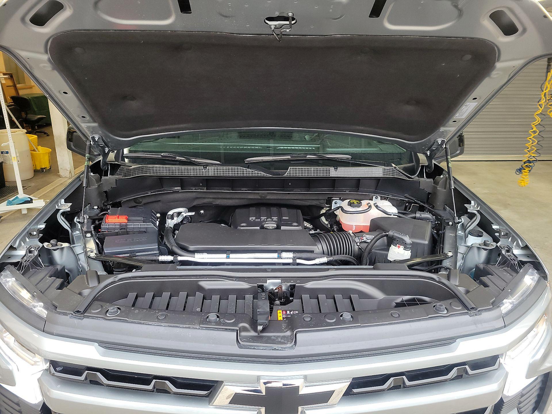 Thumbnail: 2025 Chevrolet Silverado 1500 - 20