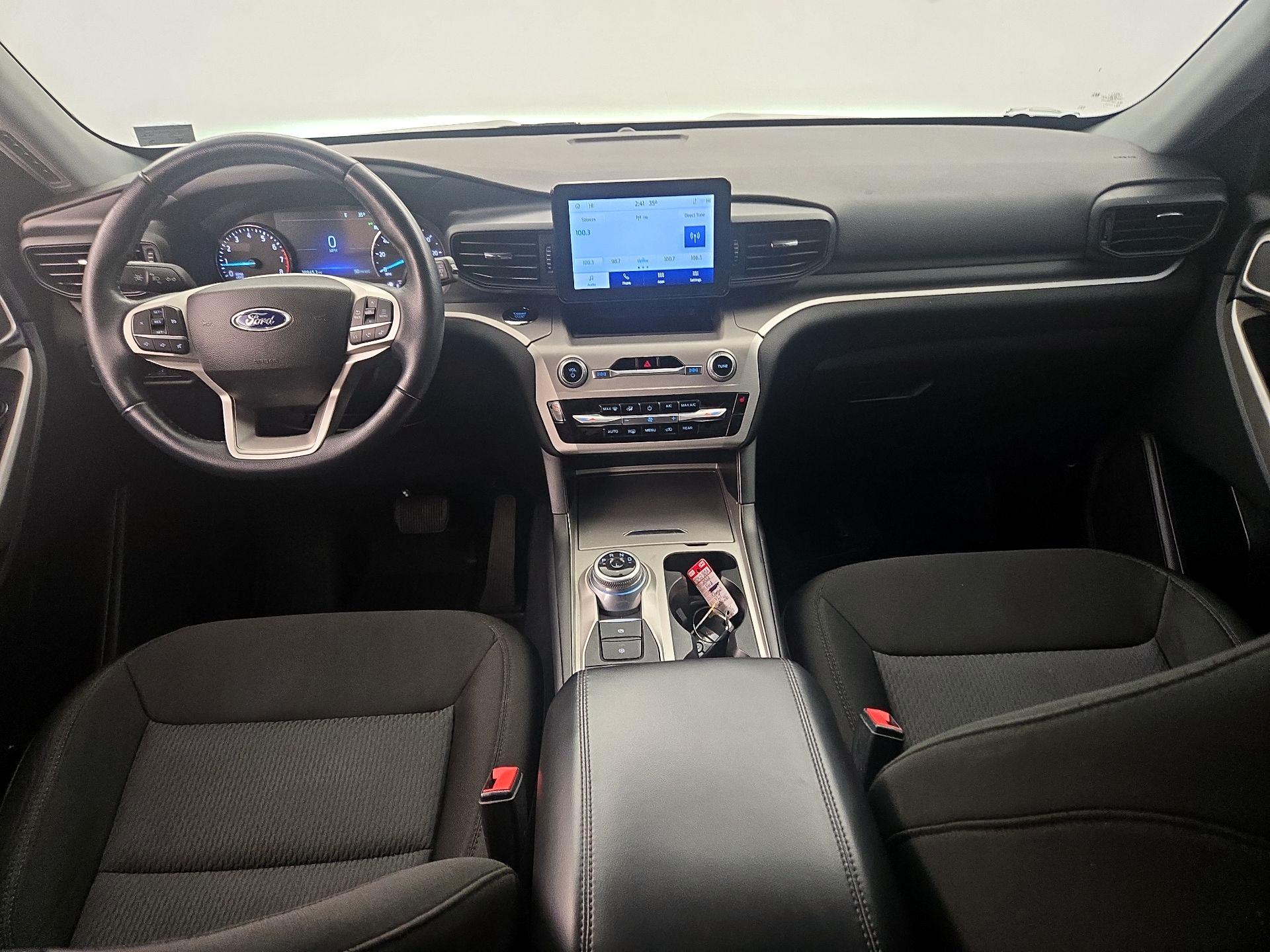 Thumbnail: 2022 Ford Explorer - 9