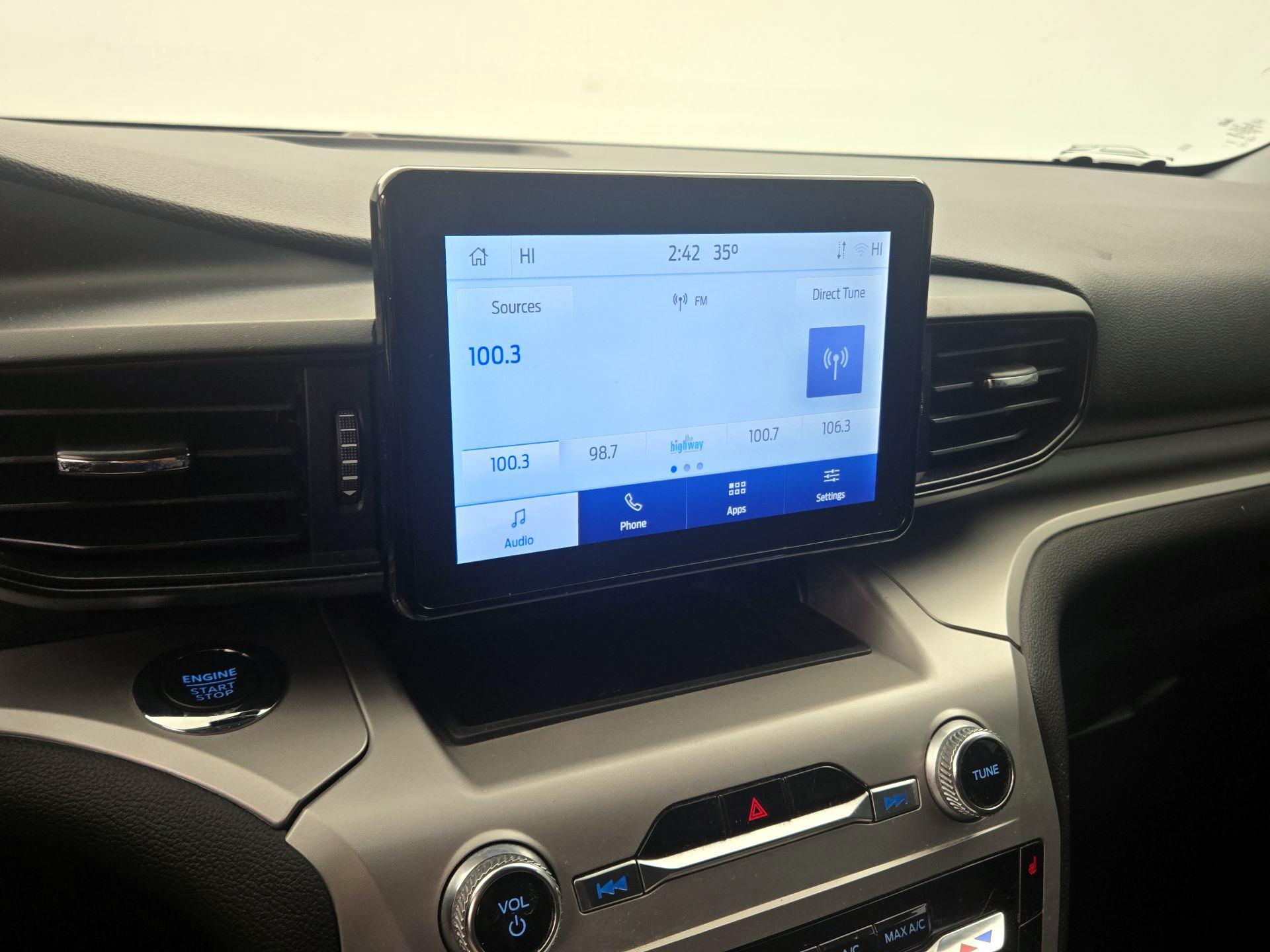 Thumbnail: 2022 Ford Explorer - 15