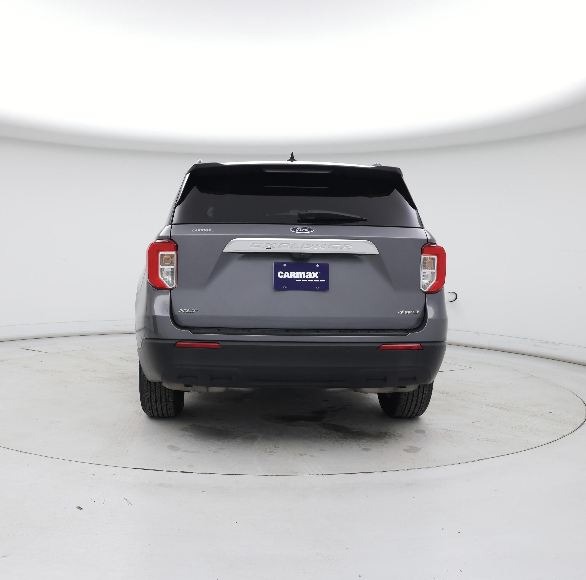 Thumbnail: 2022 Ford Explorer - 6