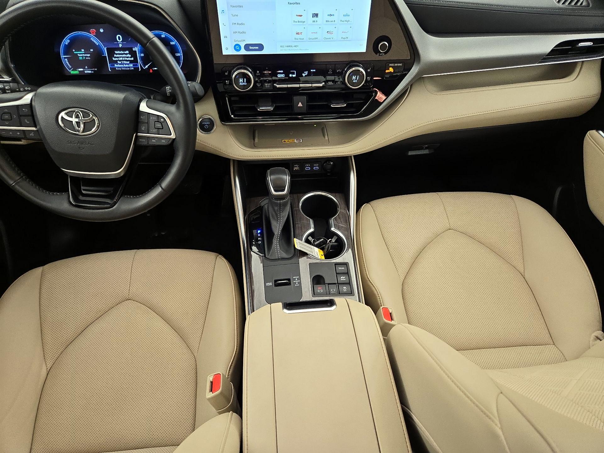 Thumbnail: 2024 Toyota Highlander - 9