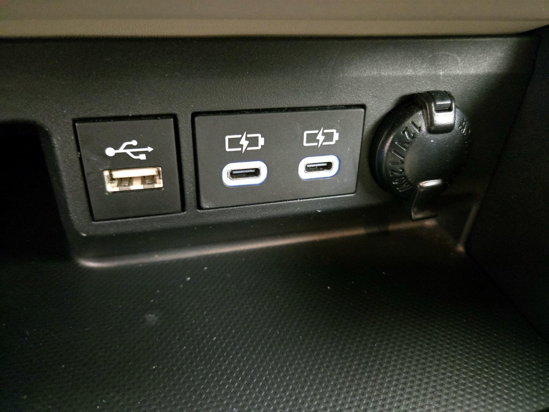 Thumbnail: 2024 Toyota Highlander - 18