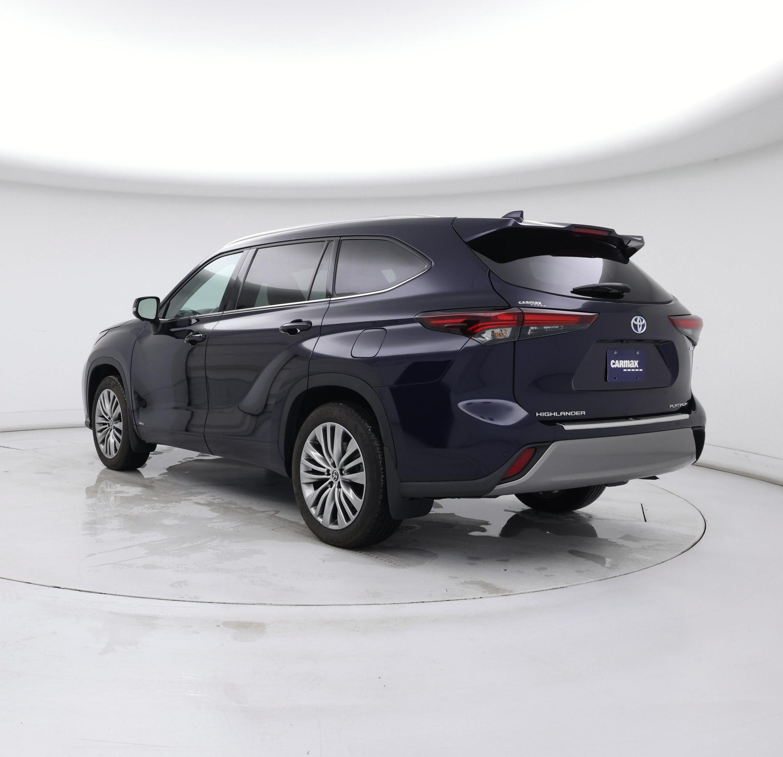 Thumbnail: 2024 Toyota Highlander - 2