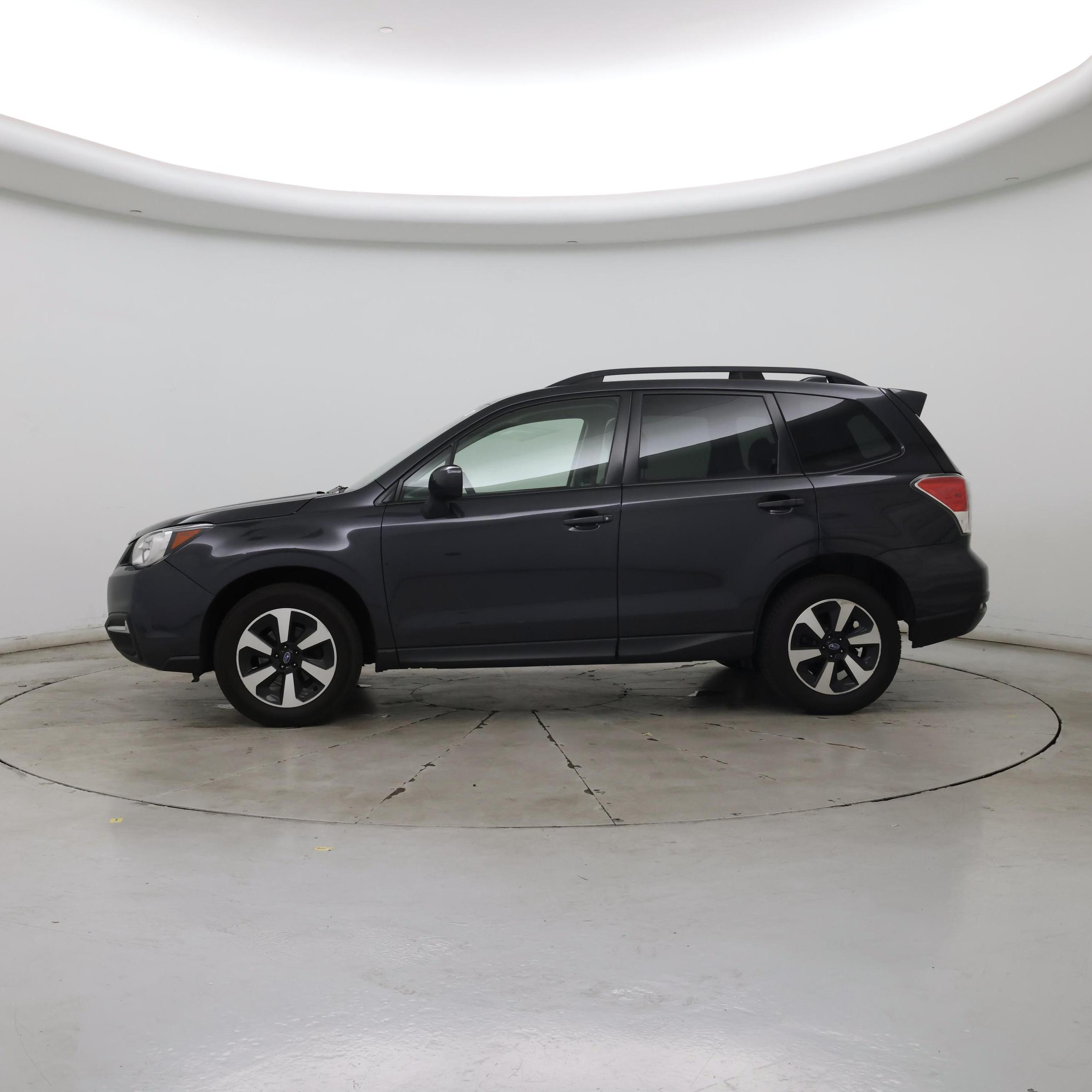 Thumbnail: 2018 Subaru Forester - 3
