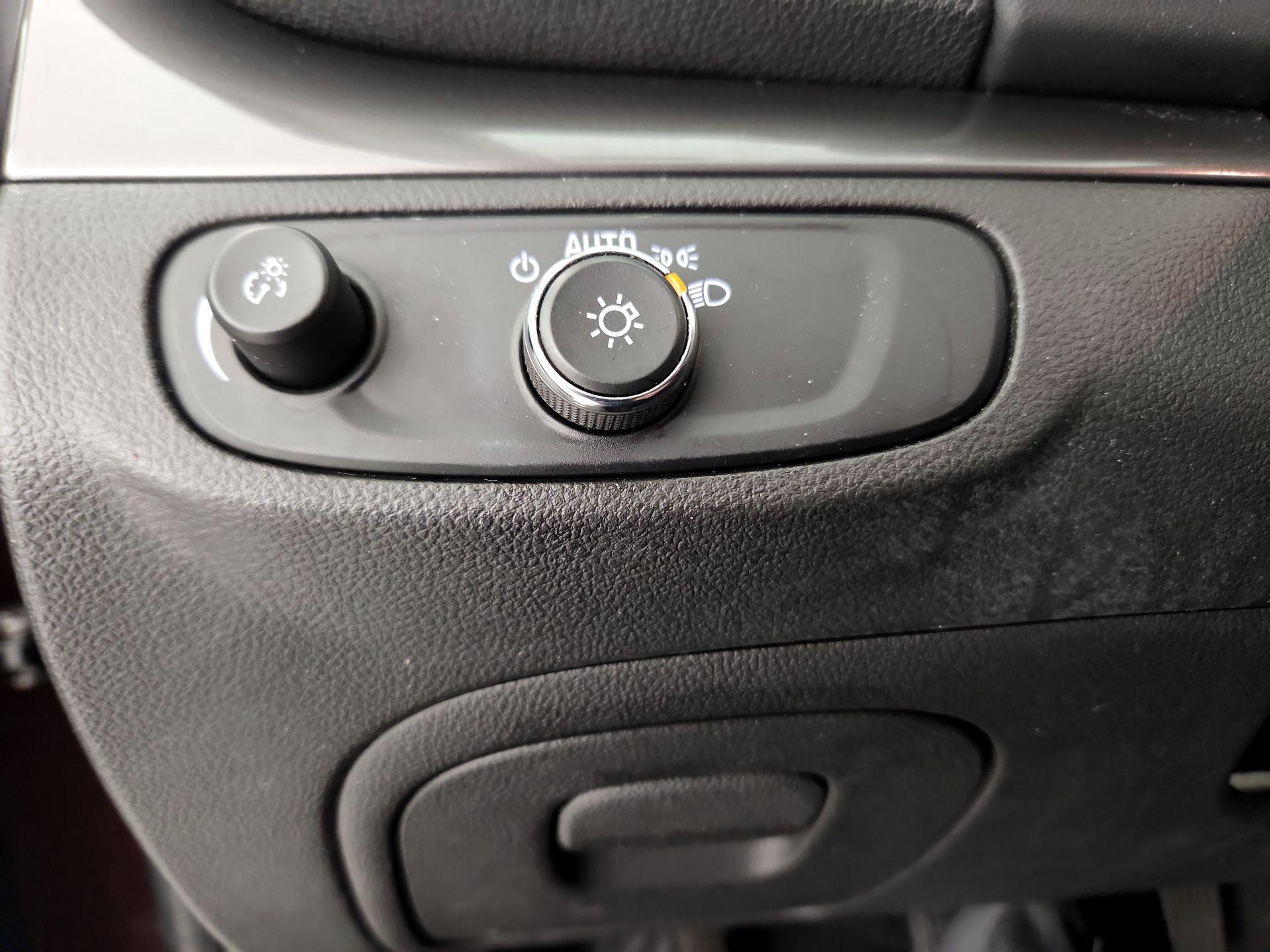 Thumbnail: 2017 Buick Encore - 13