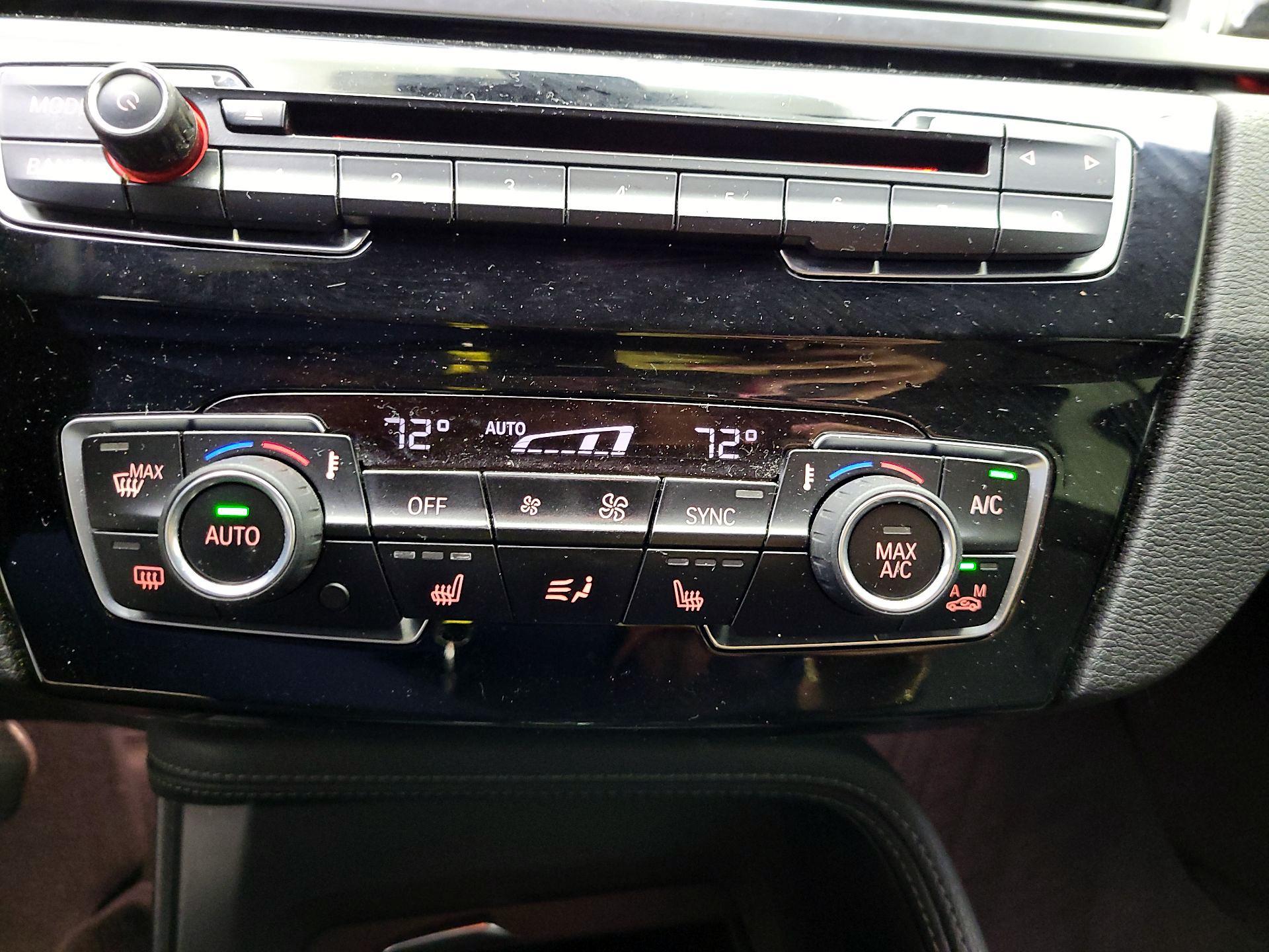 Thumbnail: 2018 BMW X1 - 16