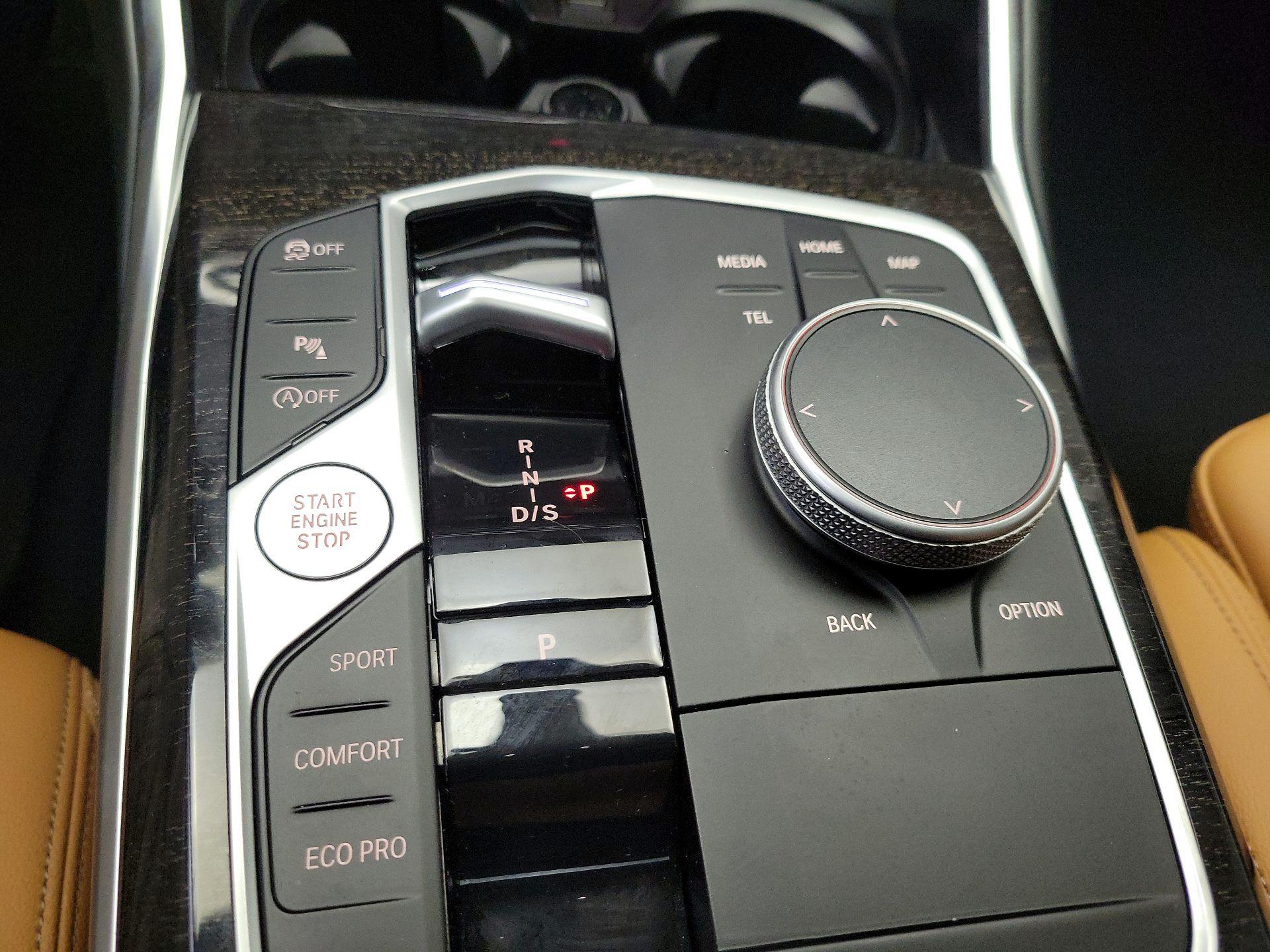 Thumbnail: 2024 BMW 3 Series - 18