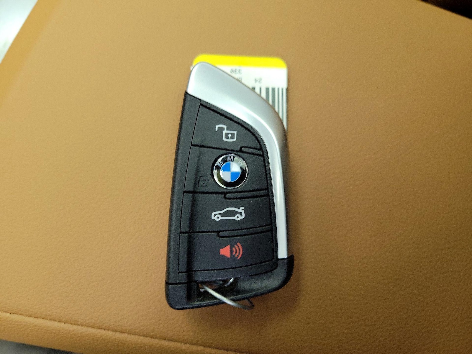 2024 BMW 3 Series 330i - Photo 25