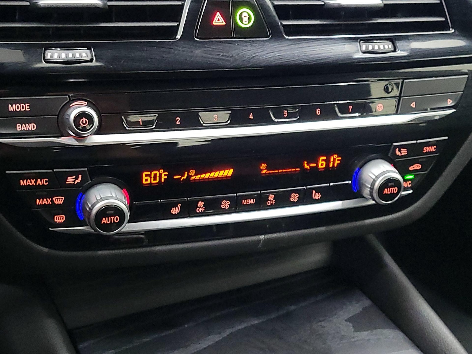2022 BMW 5 Series 530i - Photo 18