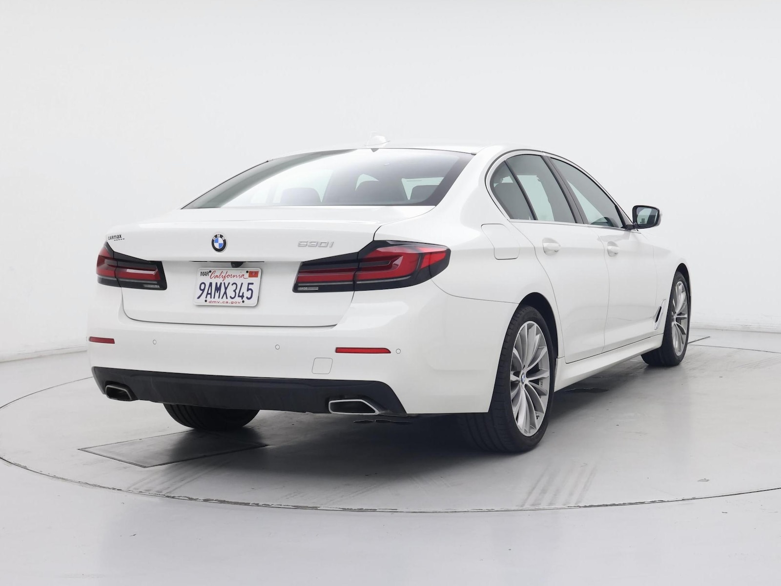 2022 BMW 5 Series 530i - Photo 9